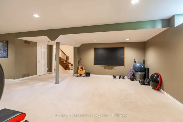 Additional property image - 47 Woodend Dr