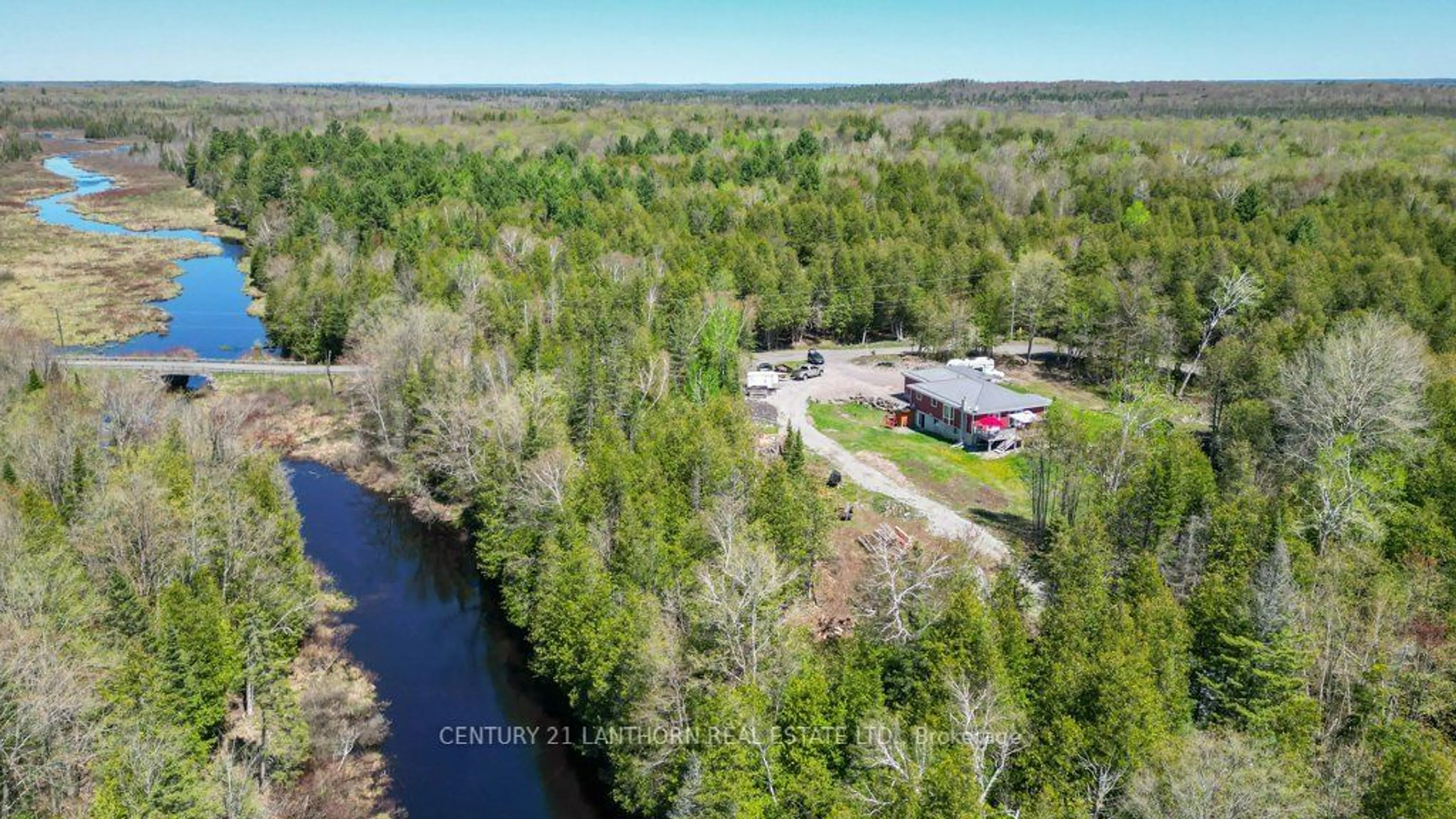 Cottage for 1540 Cleveland Rd, Tudor & Cashel Ontario K0K 1Y0