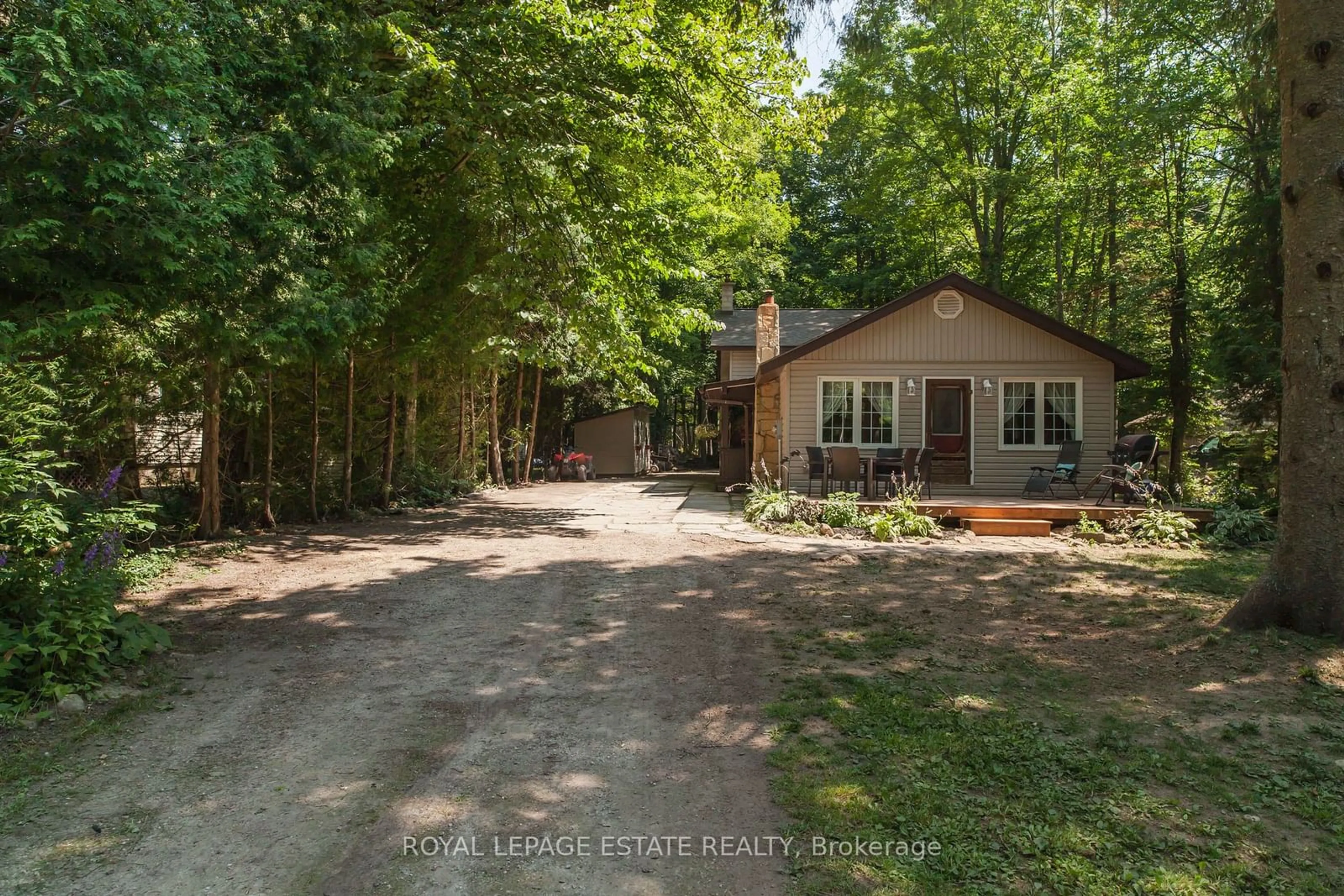 Frontside or backside of a home, cottage for 15 Cedar Tr, South Bruce Peninsula Ontario N0H 2T0