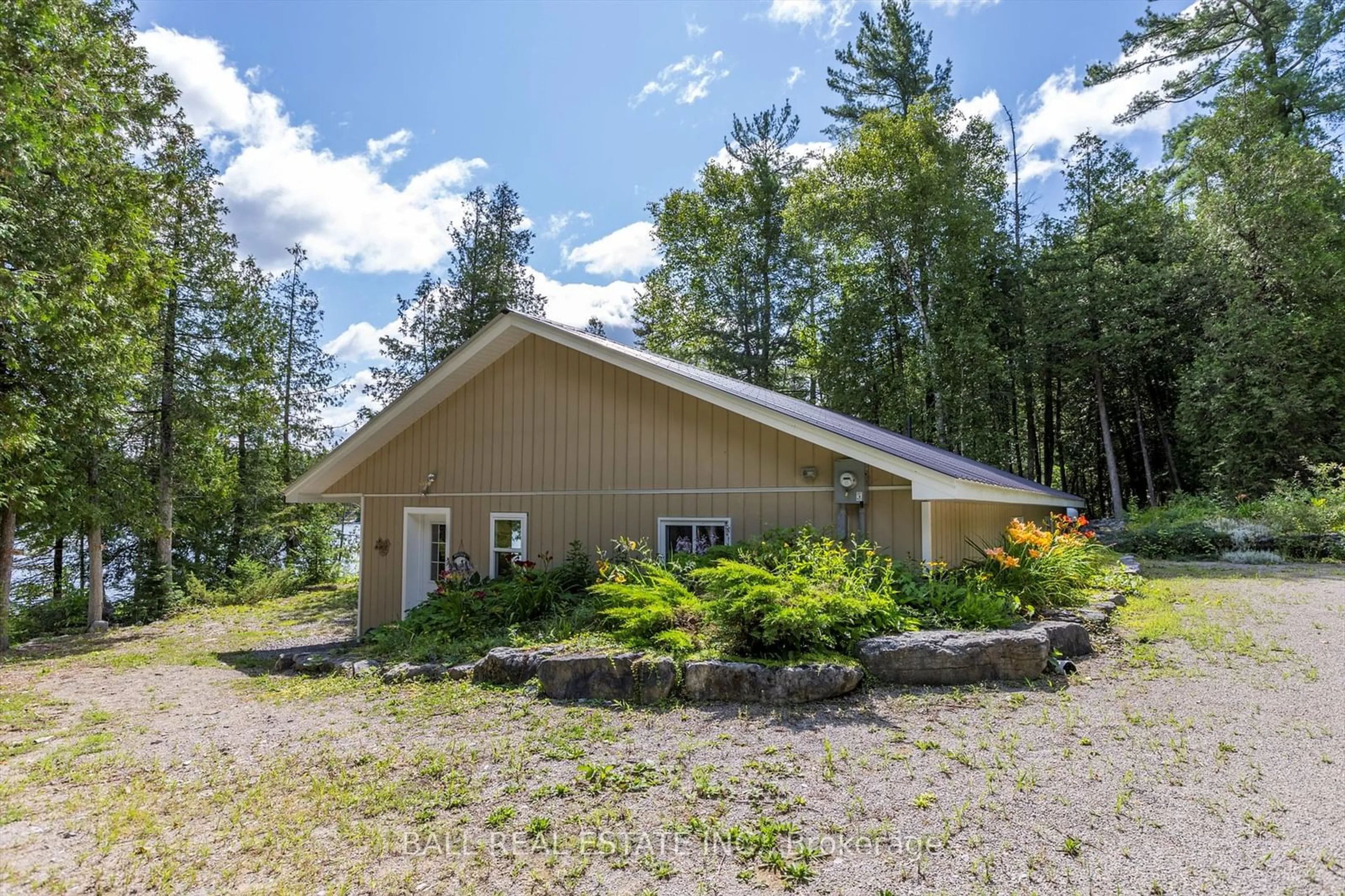 Cottage for 1330 County Rd 49, Galway-Cavendish and Harvey Ontario K0M 1A0