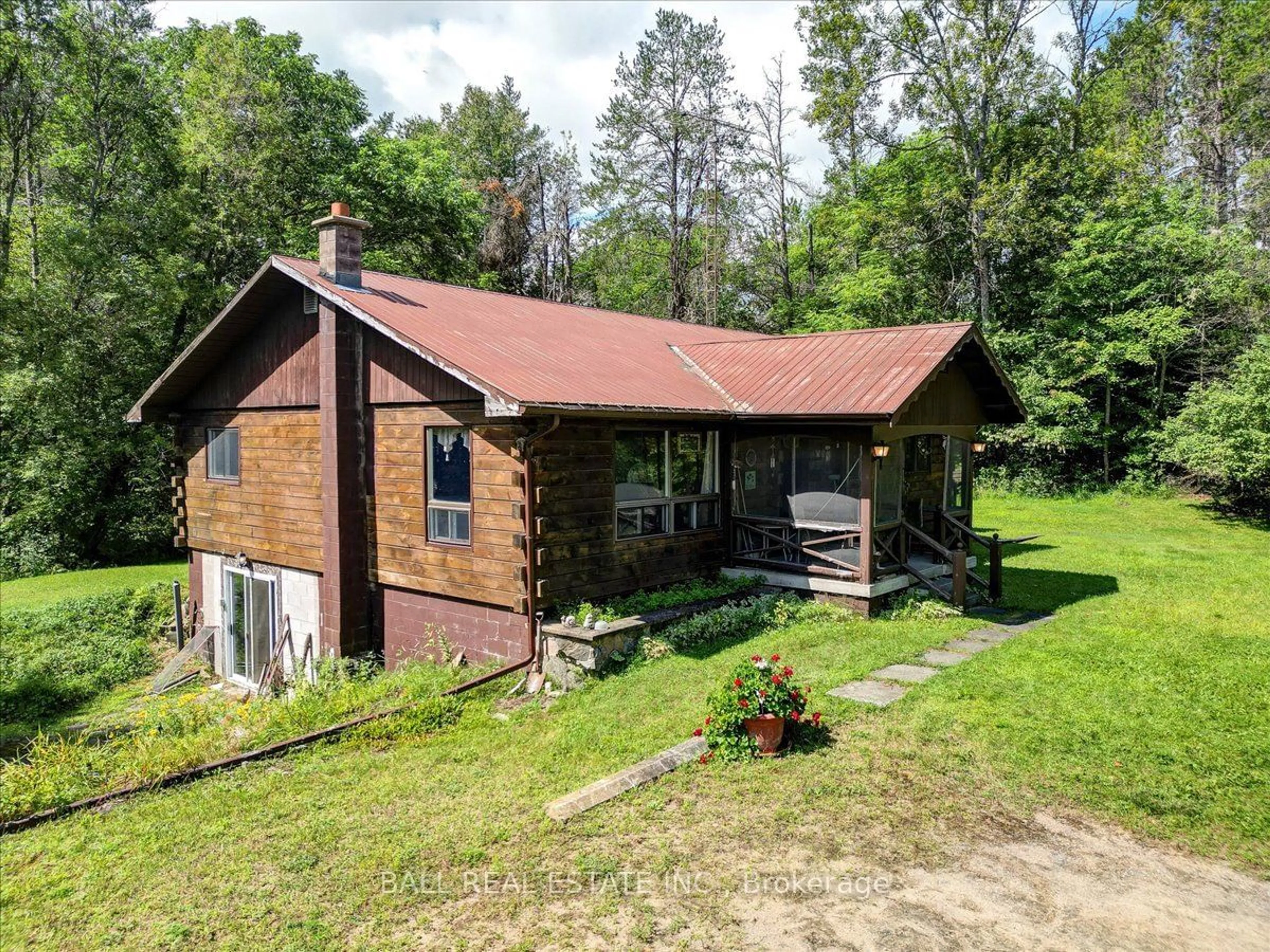 Frontside or backside of a home, cottage for 22 High St, Wollaston Ontario K0L 1P0