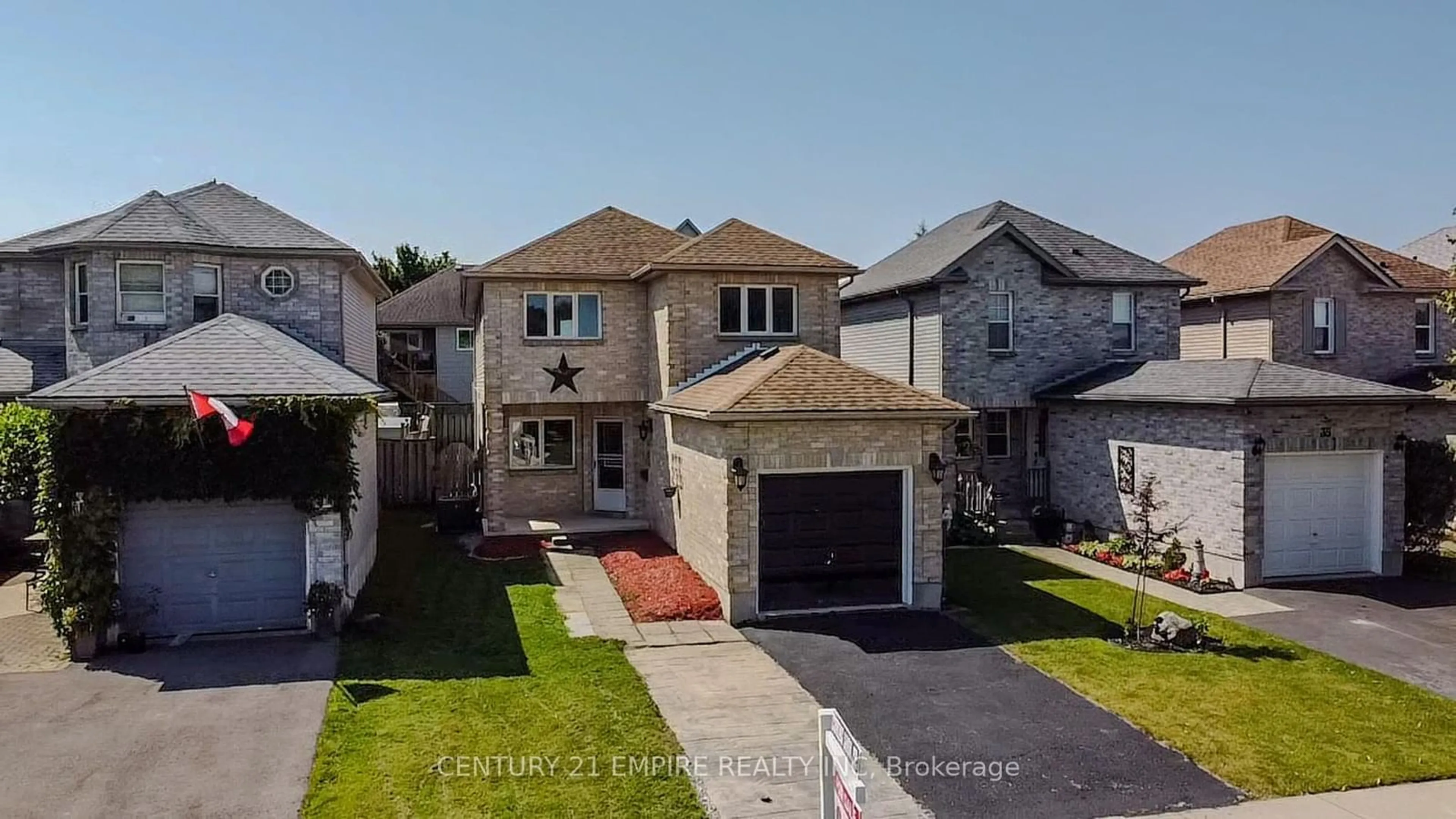 Frontside or backside of a home for 33 Canrobert St, Woodstock Ontario N4S 8W8