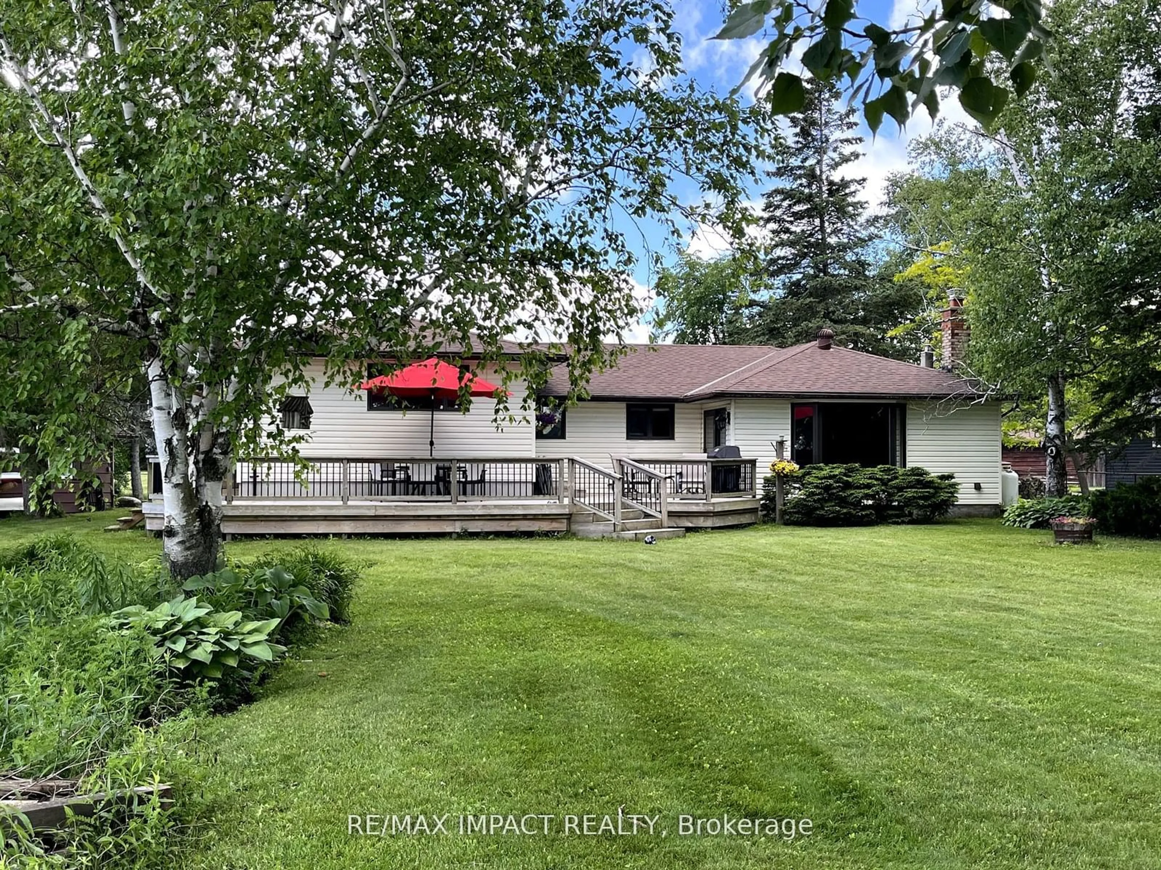 Frontside or backside of a home for 32 Totten Dr, Kawartha Lakes Ontario K0M 1N0