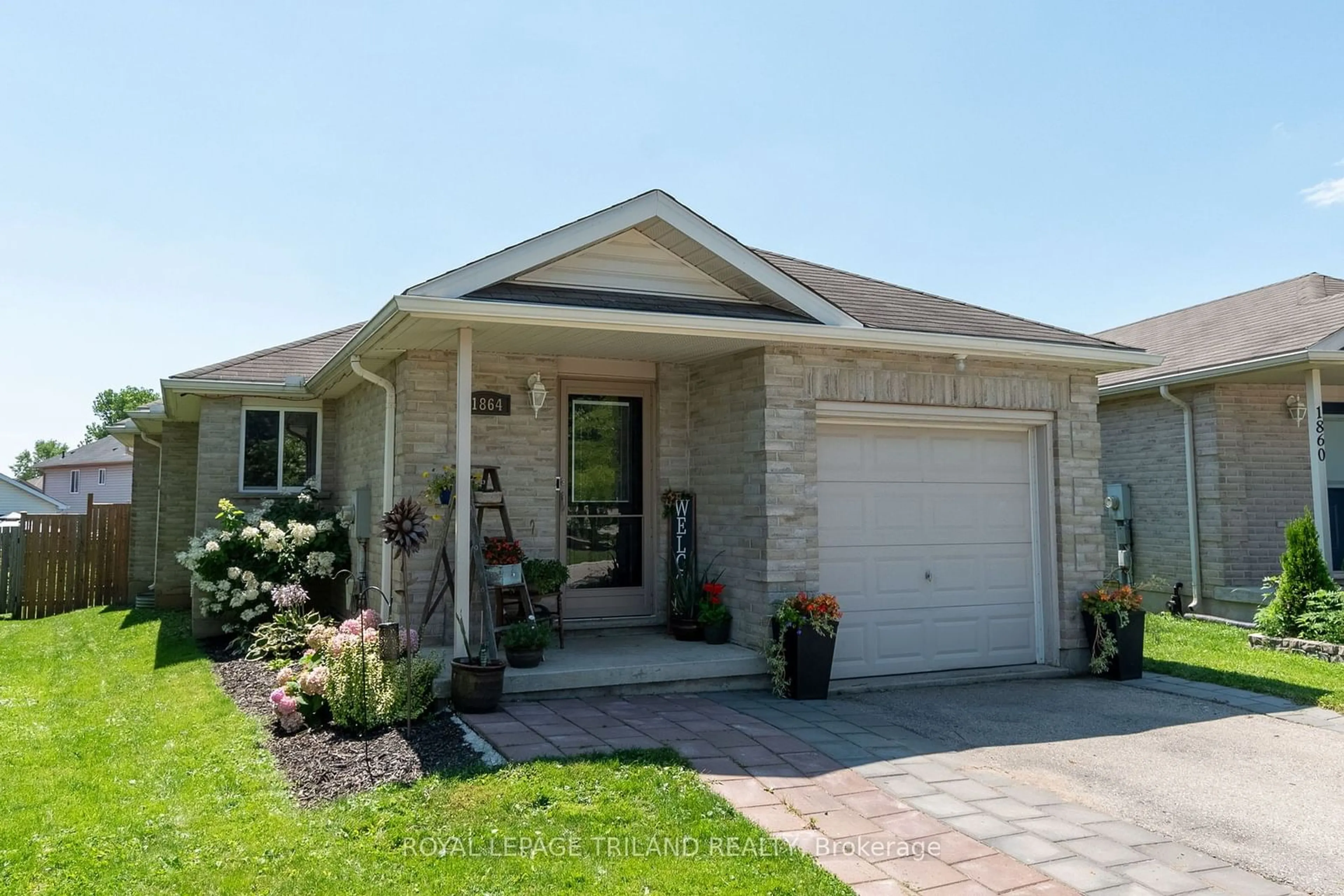 Frontside or backside of a home for 1864 Bloom Cres, London Ontario N5X 4N2