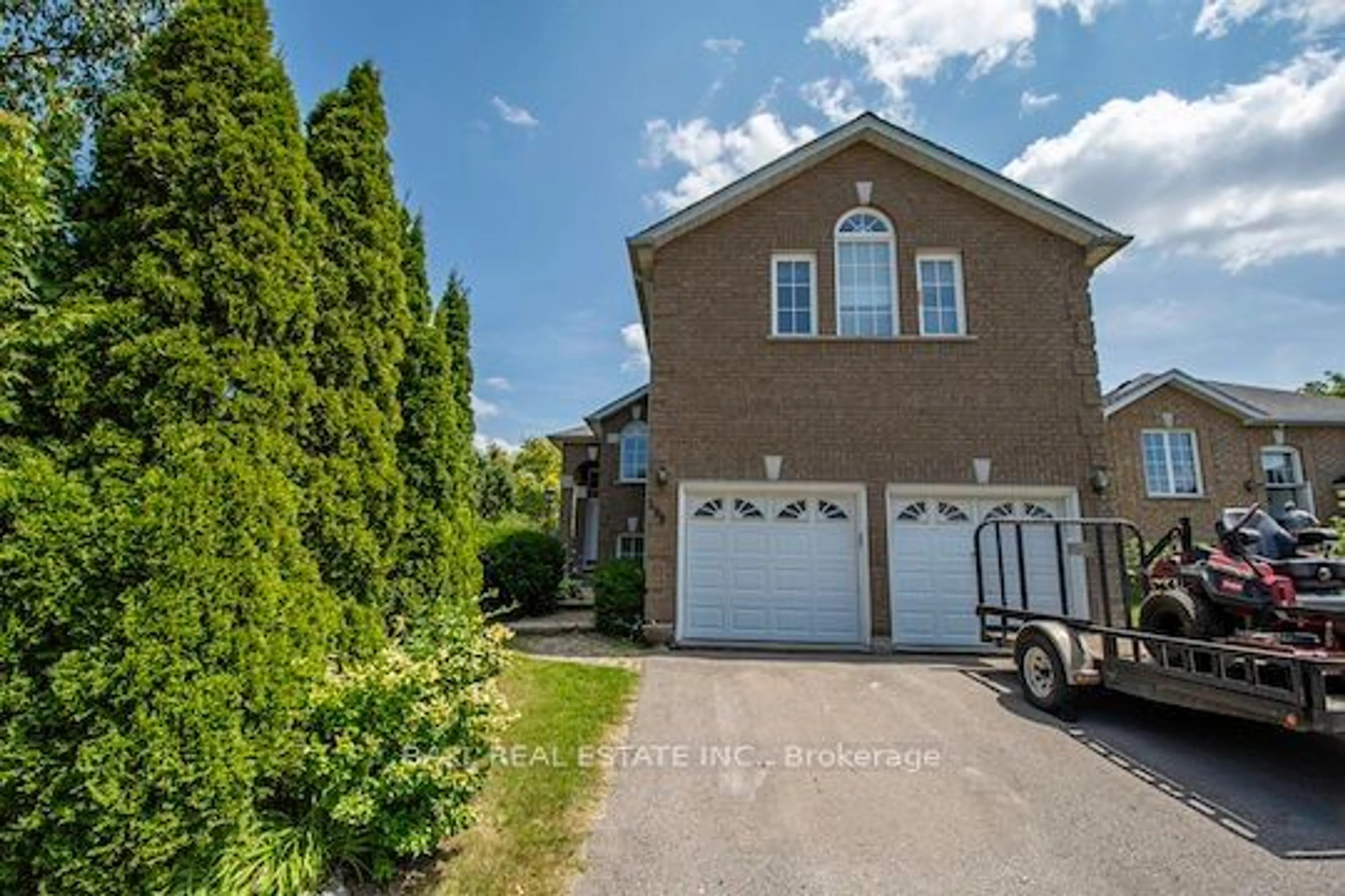 A pic from exterior of the house or condo for 209 Towerhill Rd, Peterborough Ontario K9H 7N7