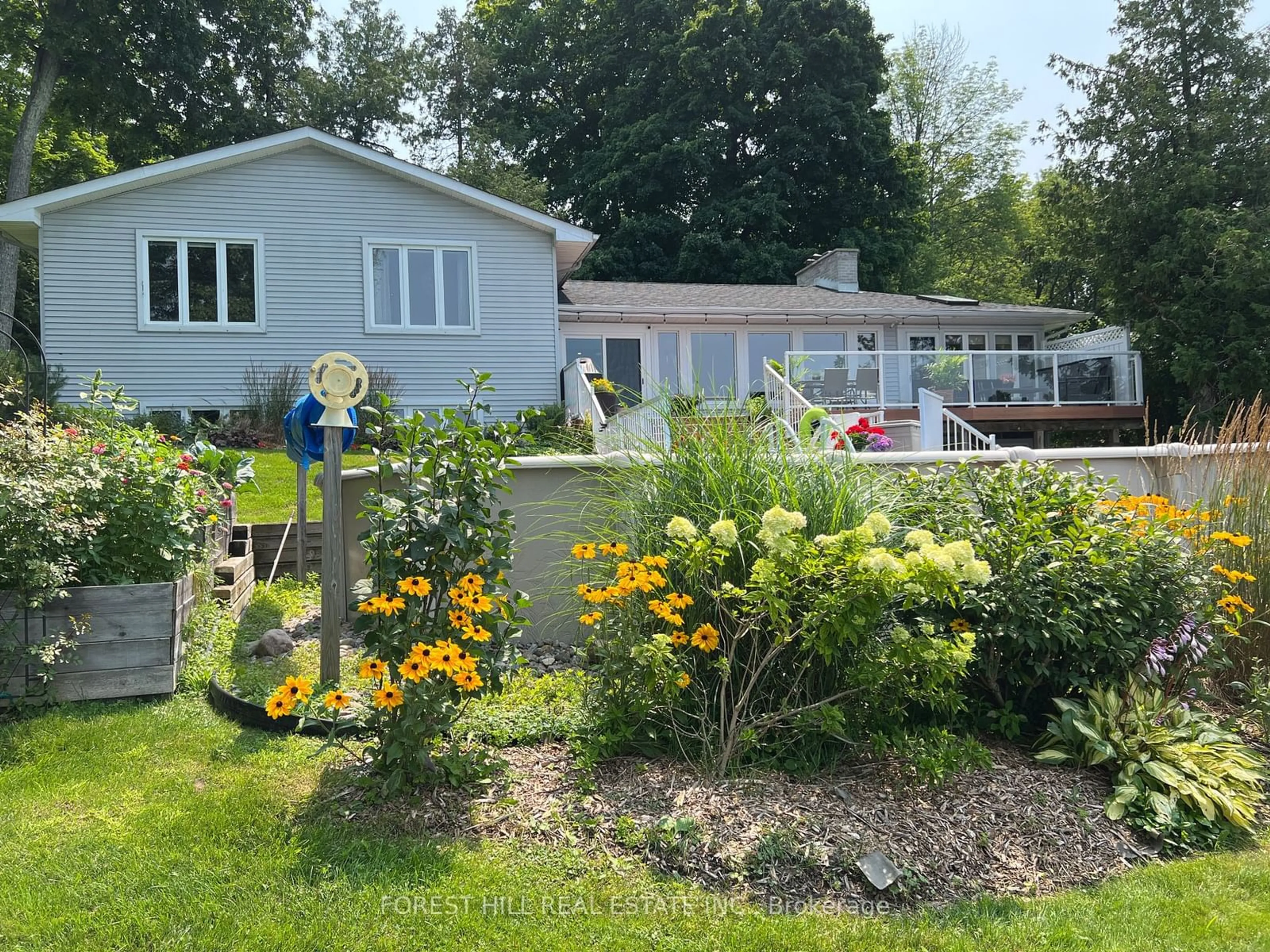 Outside view for 298 Fife Ave, Smith-Ennismore-Lakefield Ontario K9J 6X3