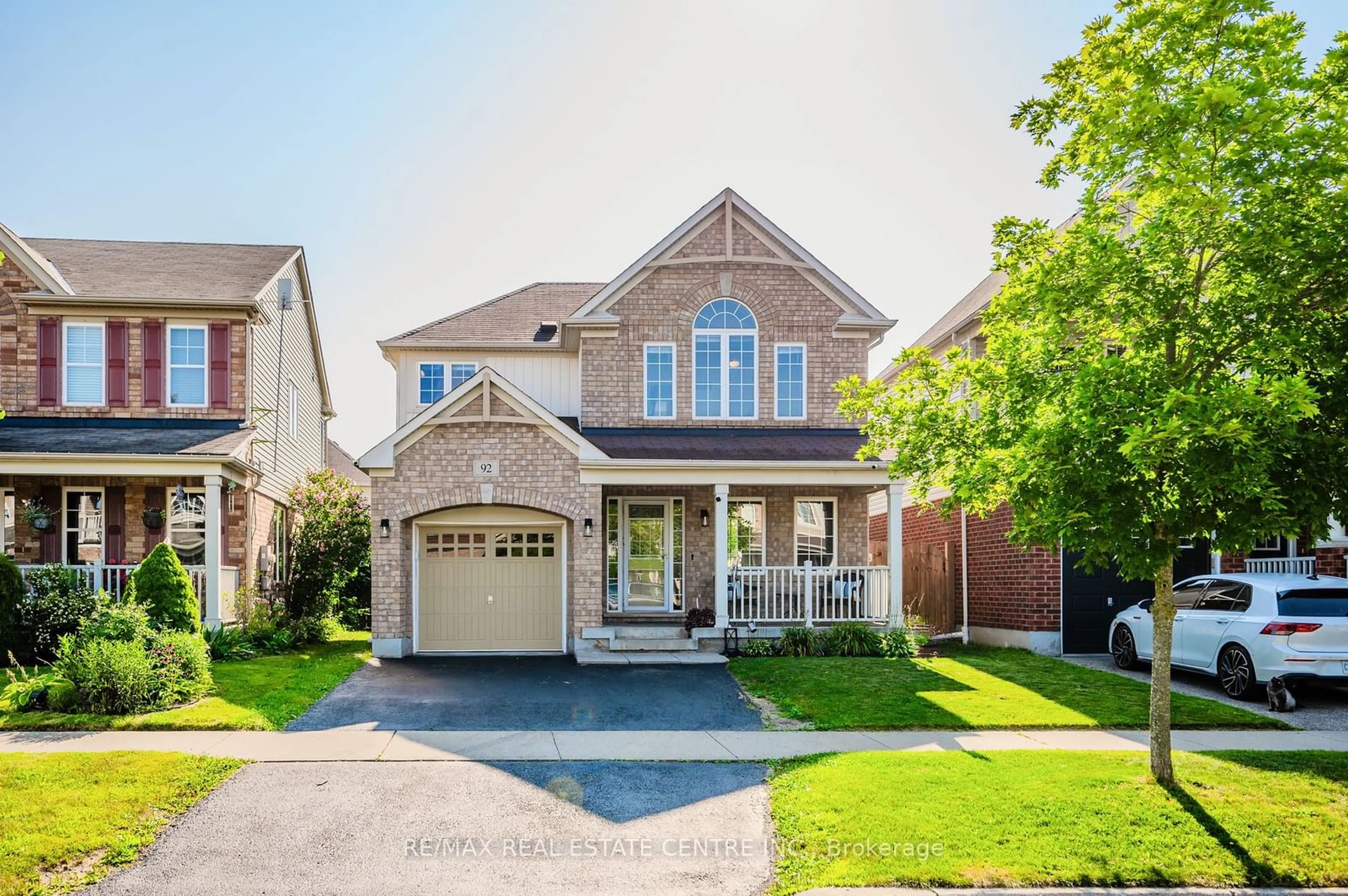 Frontside or backside of a home for 92 Callaway Dr, Cambridge Ontario N3C 0B2