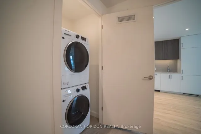 Additional property image - 741 King St Unit 406