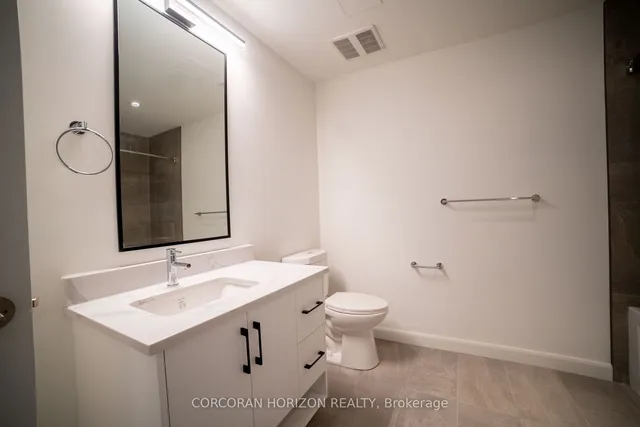 Additional property image - 741 King St Unit 406
