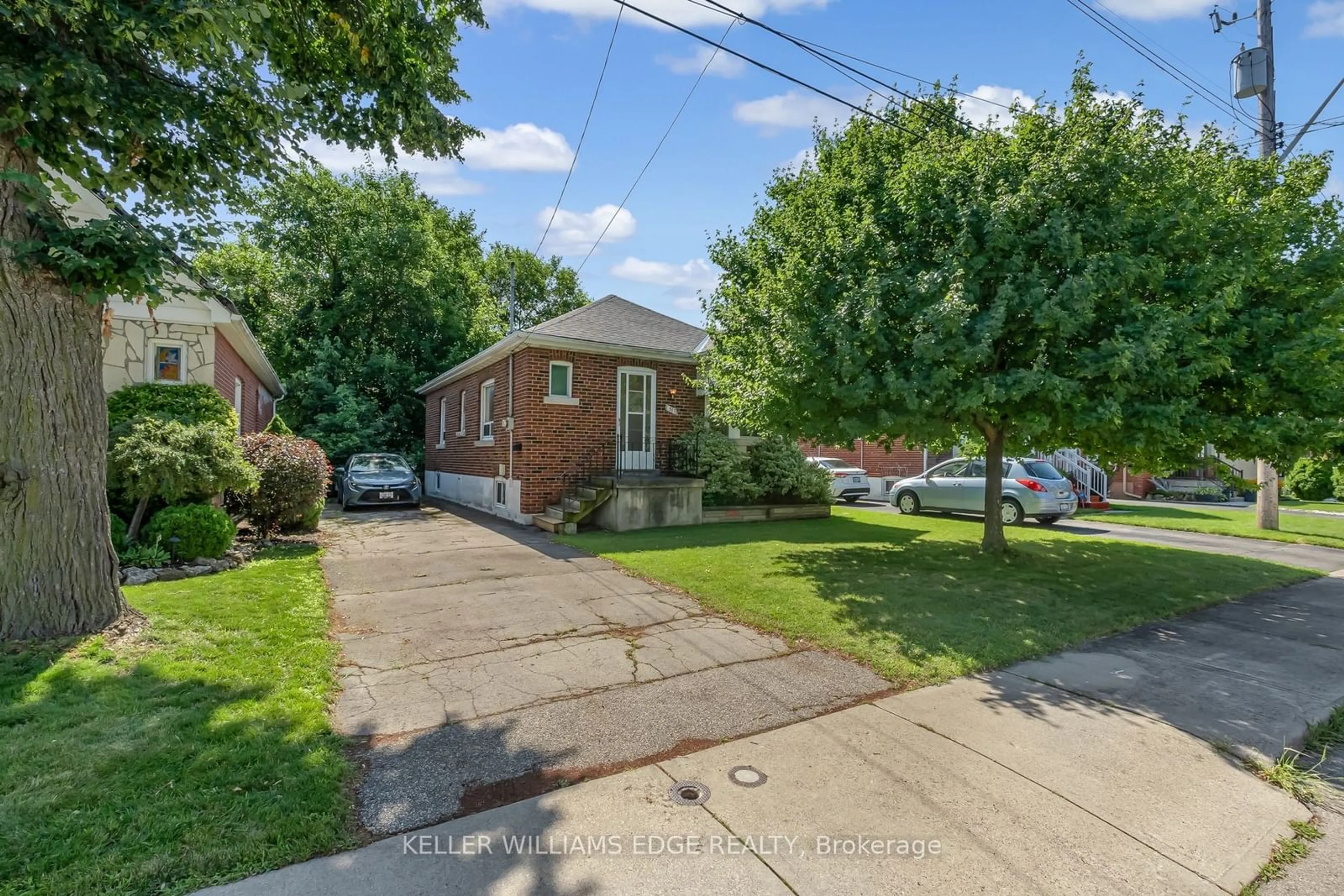 Street view for 51 Woodbridge Rd, Hamilton Ontario L8K 3C8