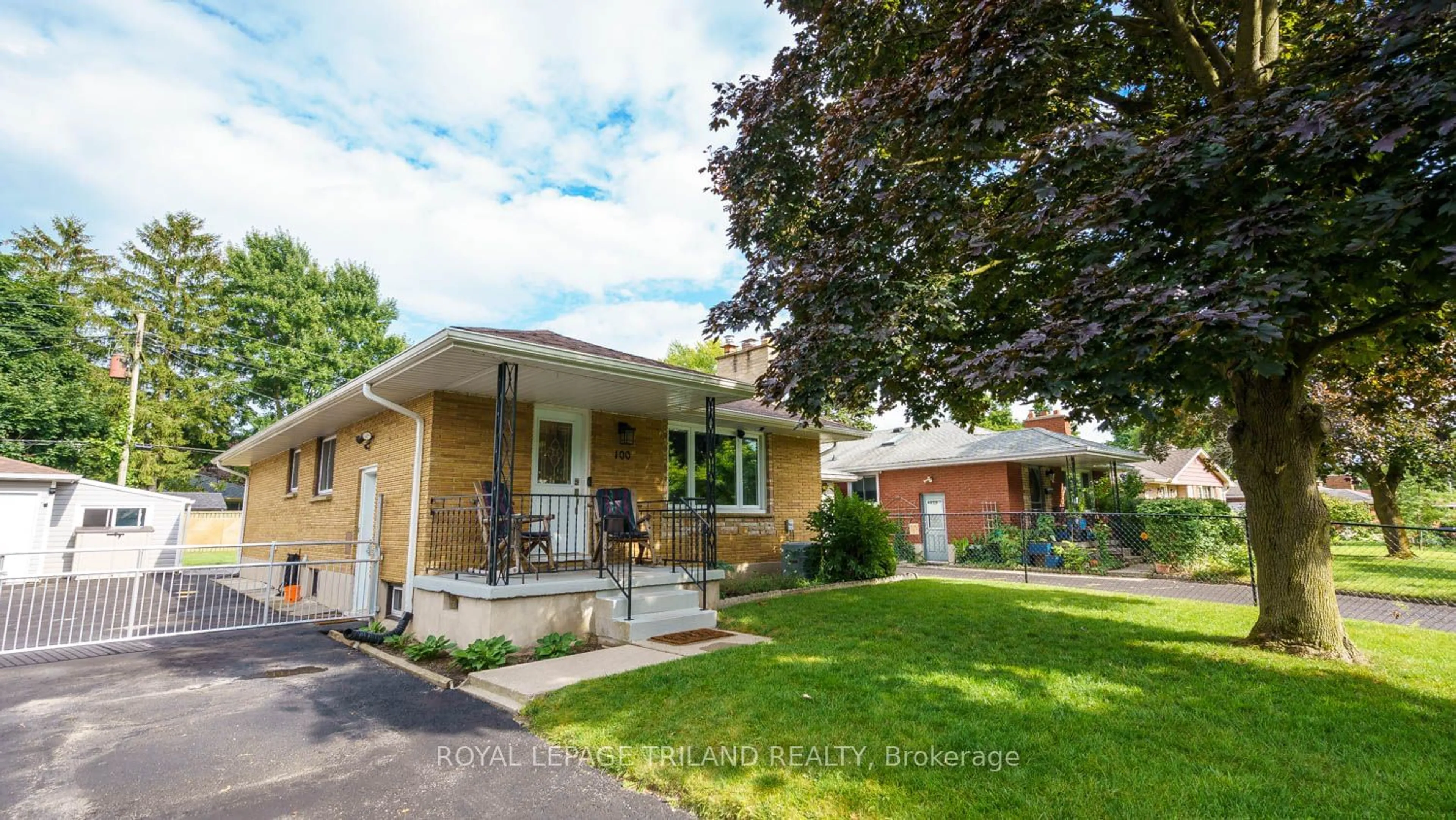 Frontside or backside of a home for 100 Susan Ave, London Ontario N5V 2G4