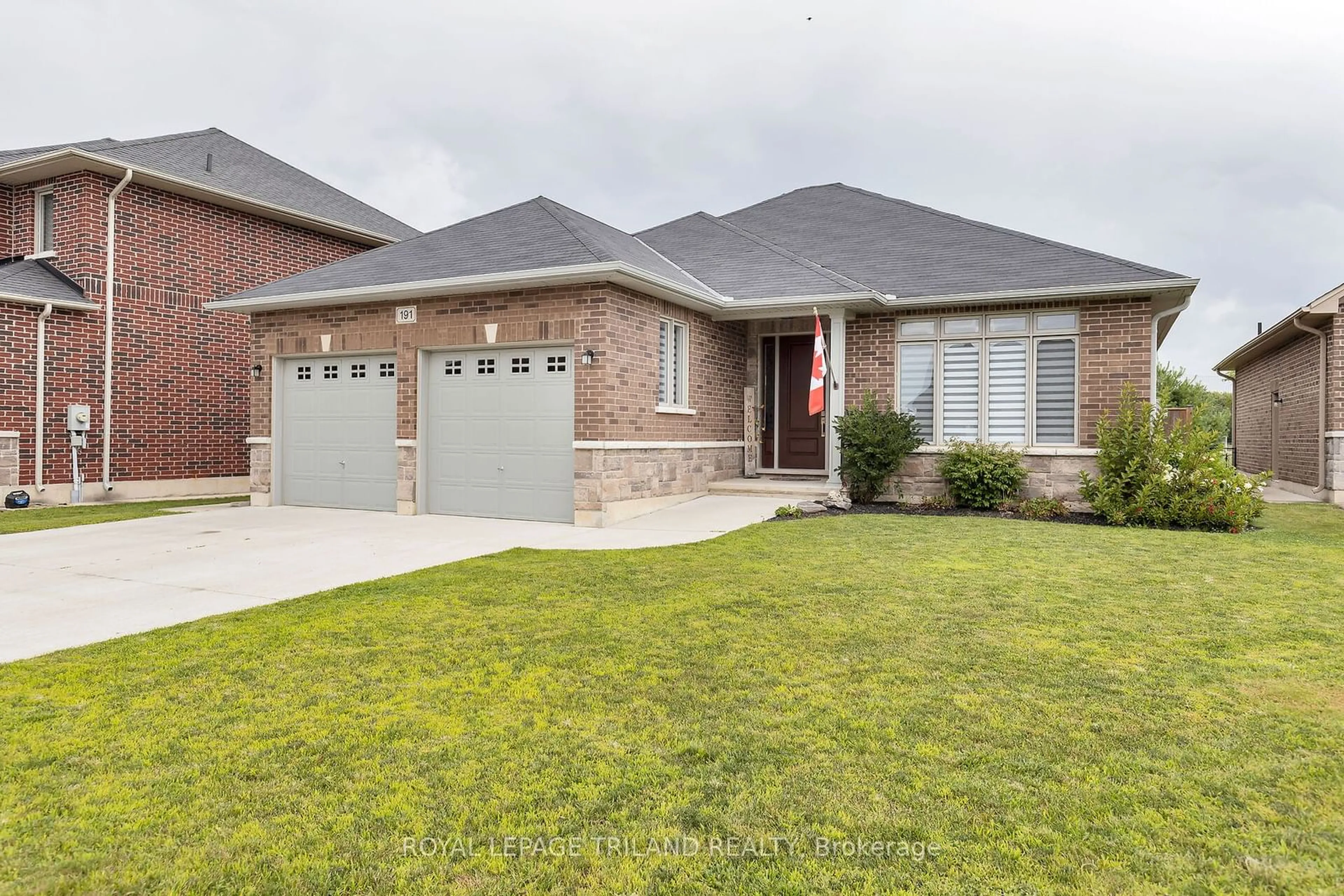 Home with brick exterior material for 191 Leitch St, Dutton/Dunwich Ontario N0L 1J0