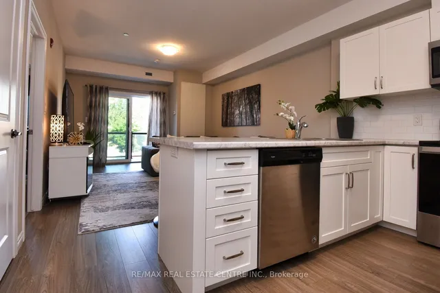 Additional property image - 2605 Binbrook Rd Unit 203