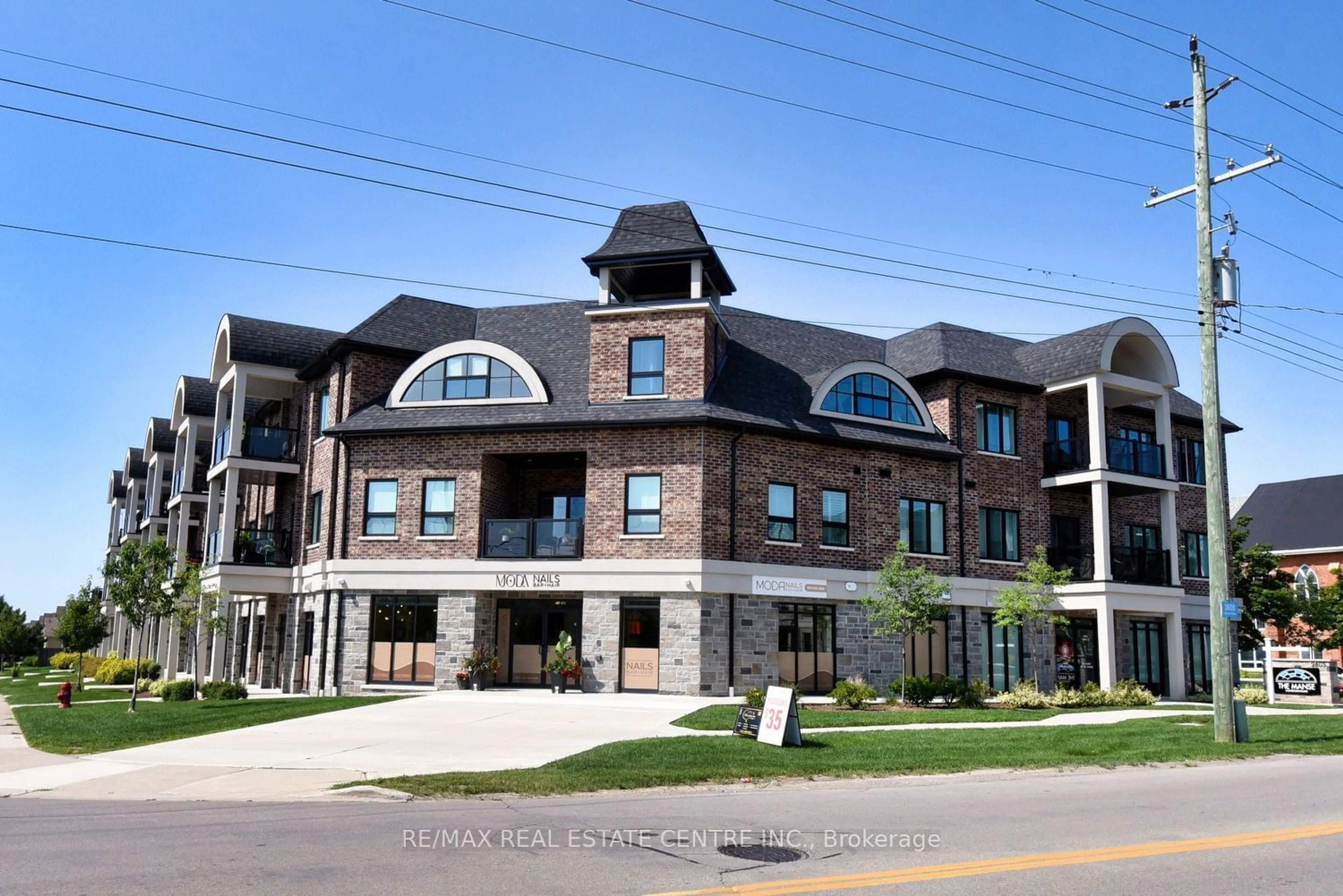 A pic from exterior of the house or condo for 2605 Binbrook Rd #203, Hamilton Ontario L0R 1C0