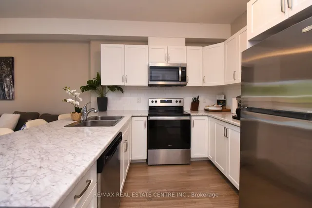 Additional property image - 2605 Binbrook Rd Unit 203