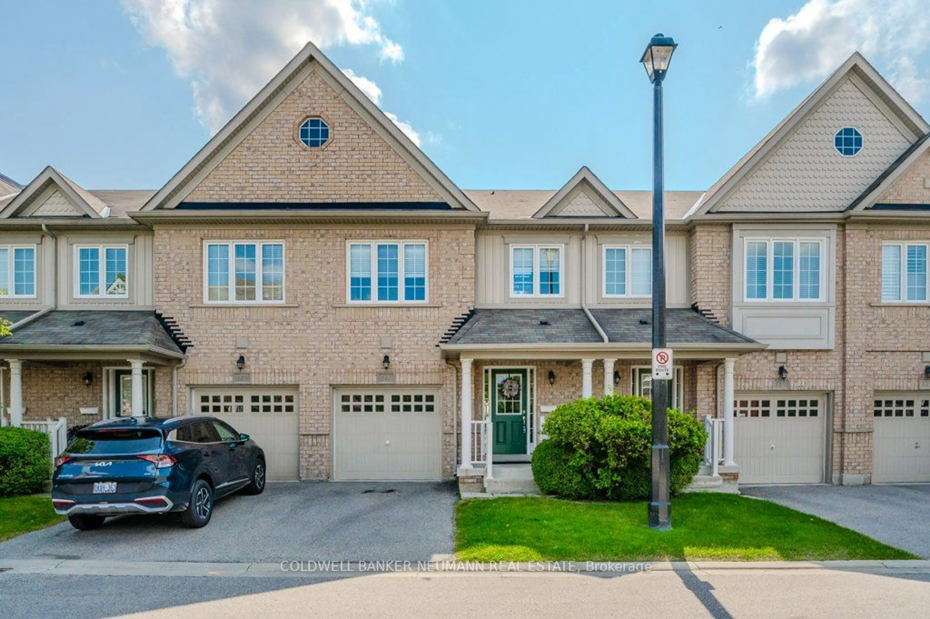 A pic from exterior of the house or condo for 1035 Victoria Rd #117, Guelph Ontario N1L 0H5