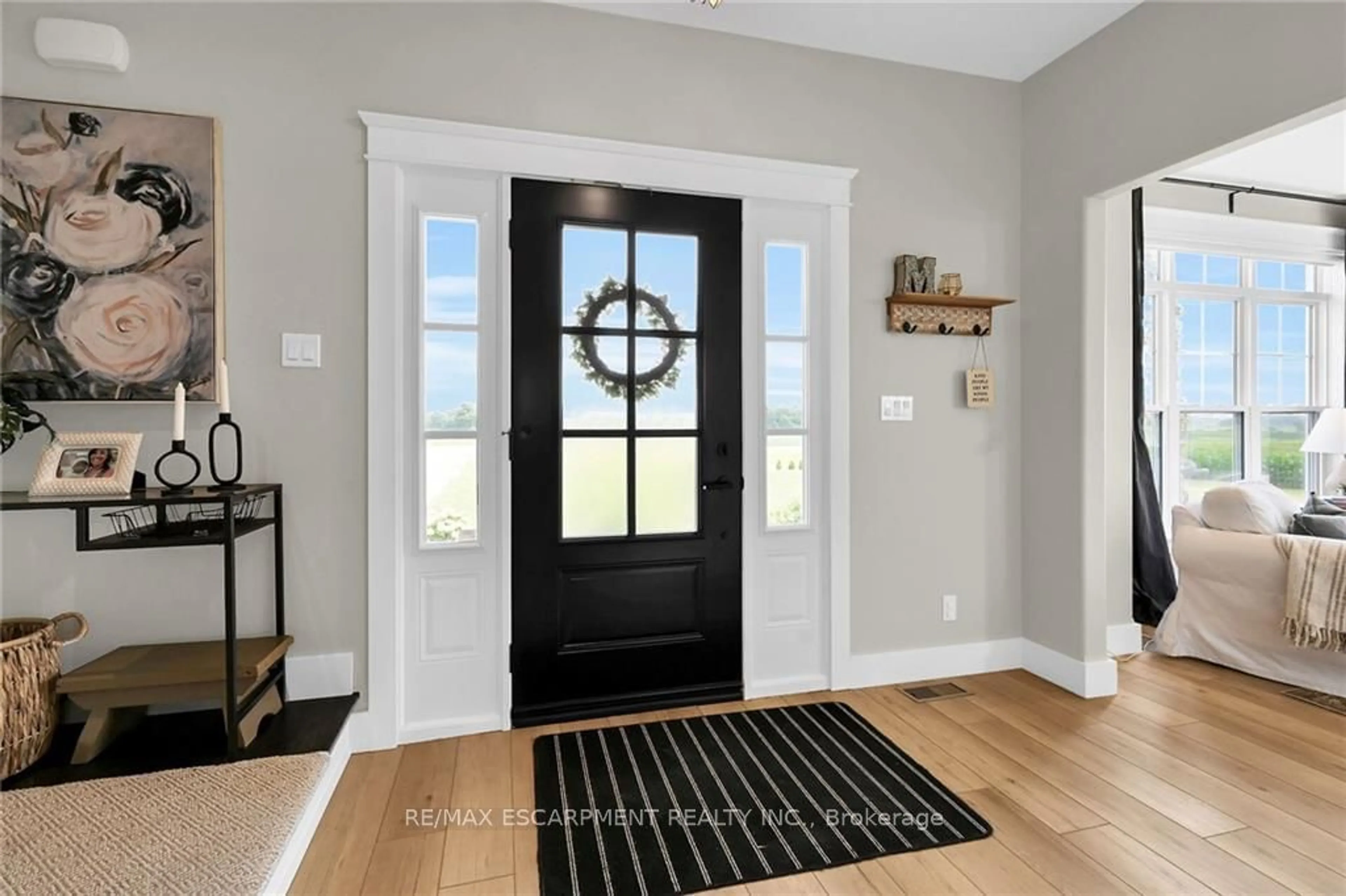 Indoor entryway for 705 #55 Haldimand Rd, Haldimand Ontario N0A 1L0