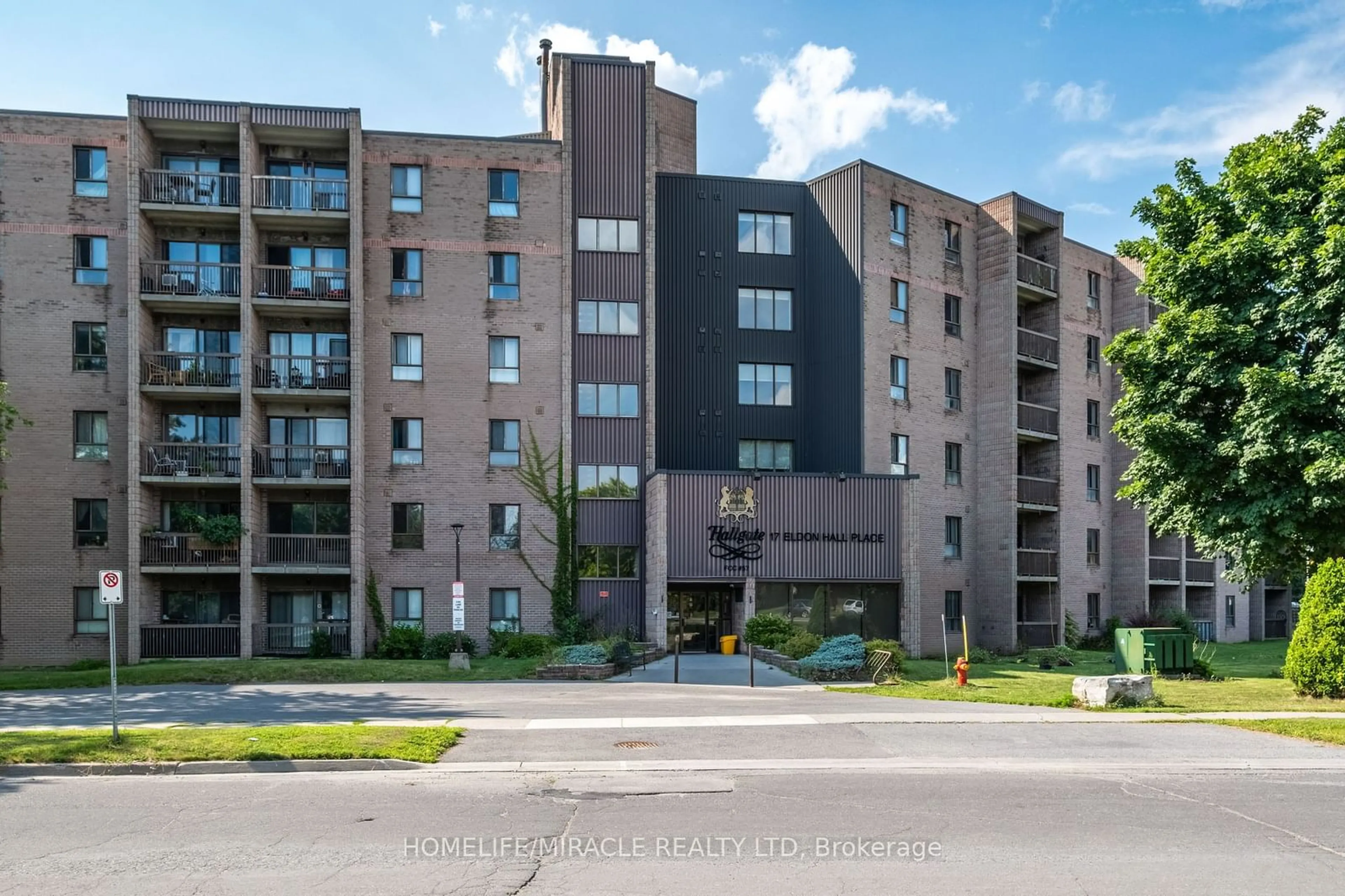 A pic from exterior of the house or condo for 17 Eldon Hall Pl #614, Kingston Ontario K7M 7H5