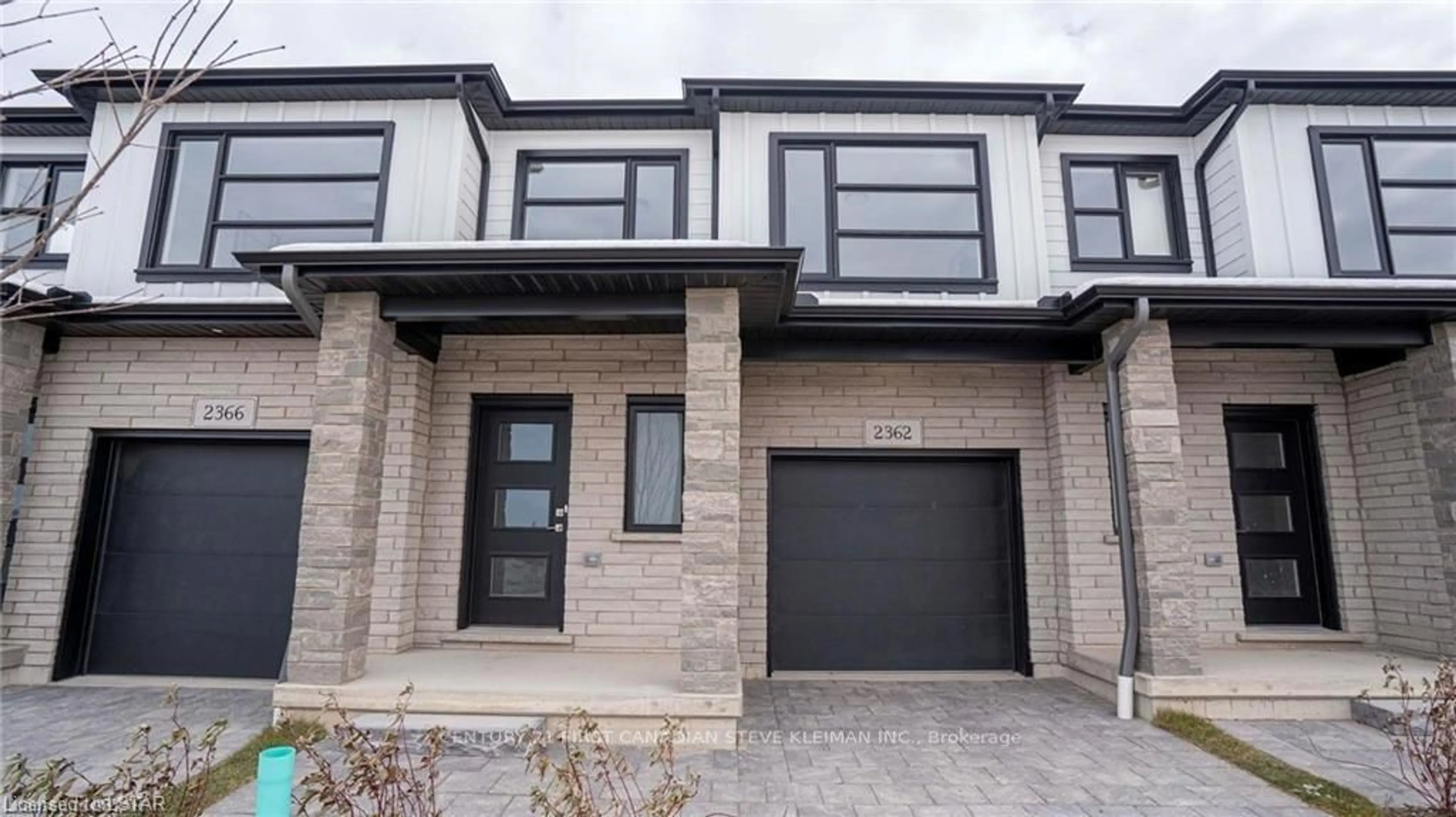 Home with brick exterior material for 2700 Buroak Dr #45, London Ontario N6G 5B6