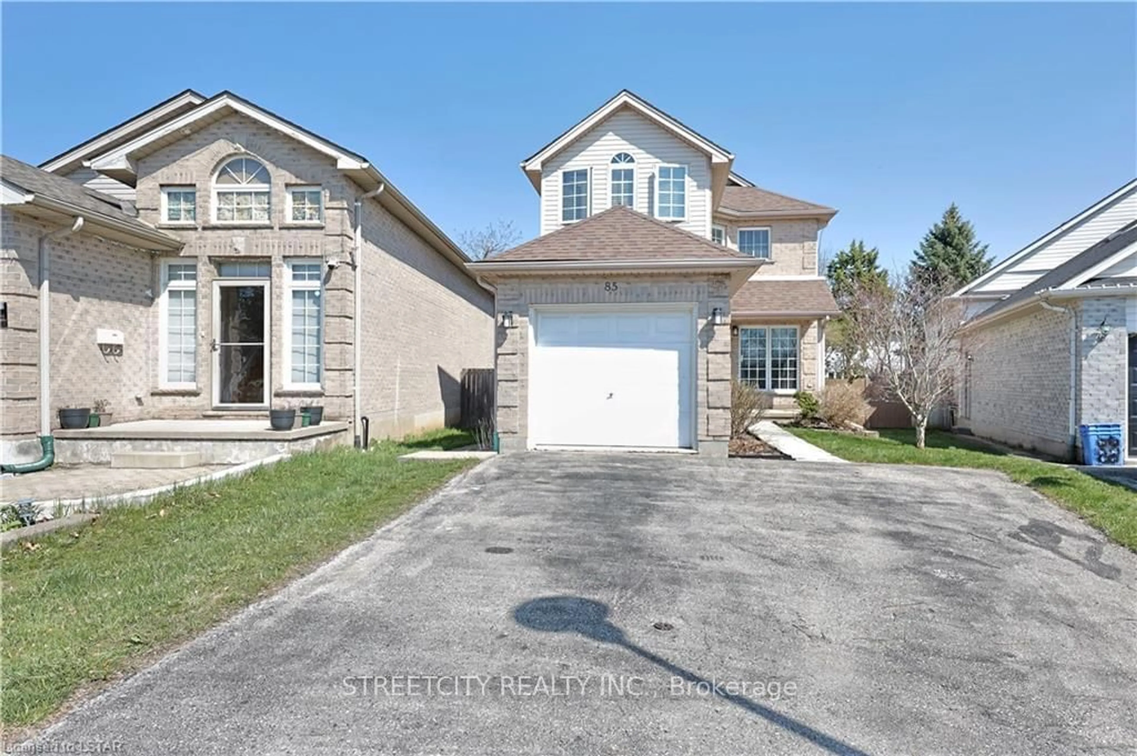 Frontside or backside of a home for 85 Simms Crt, London Ontario N5Z 5E7