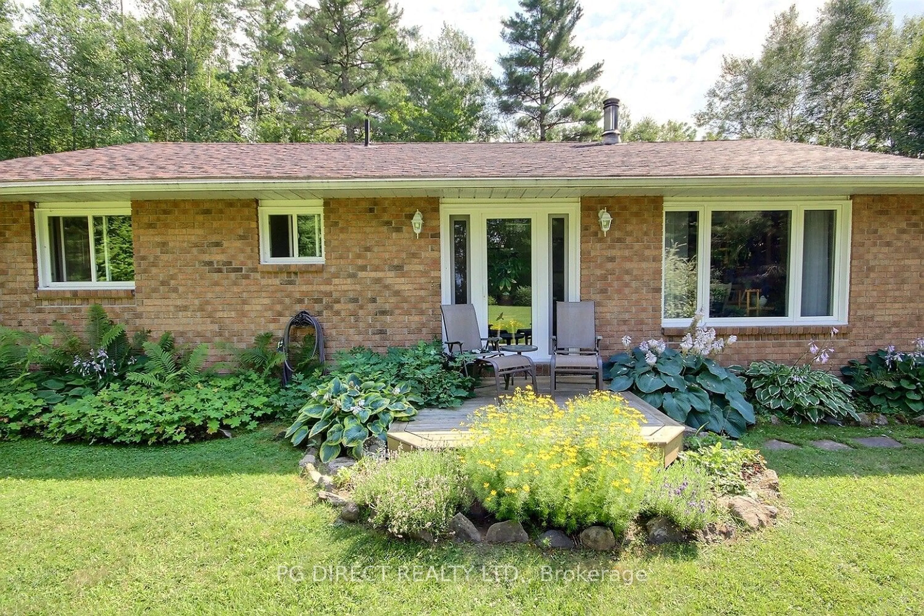 Home with brick exterior material for 4489 Musclow Greenview Rd, Hastings Highlands Ontario K0L 2R0