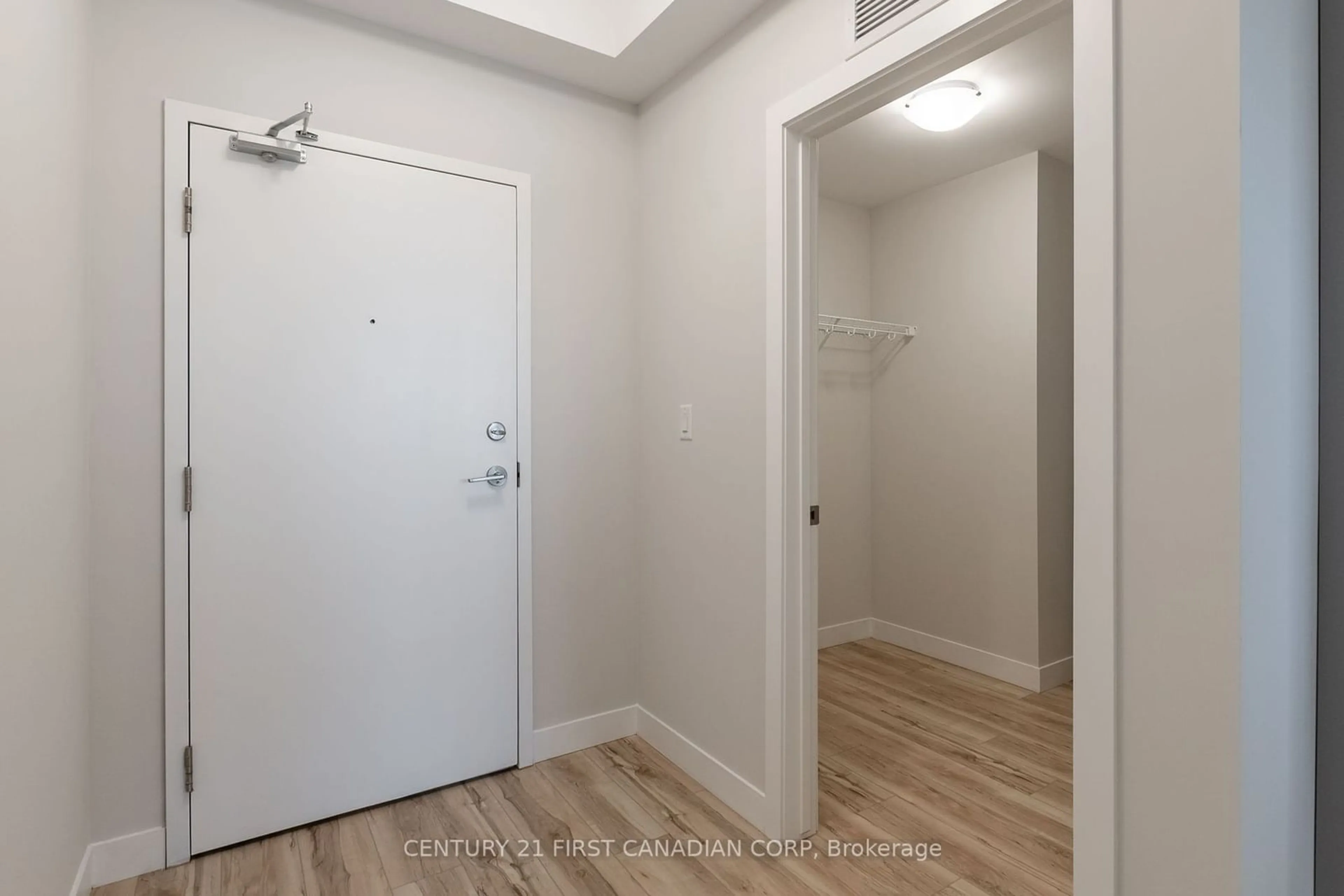 Indoor entryway, not visible floor for 100 The Promenade #415, Central Elgin Ontario N5L 1C5