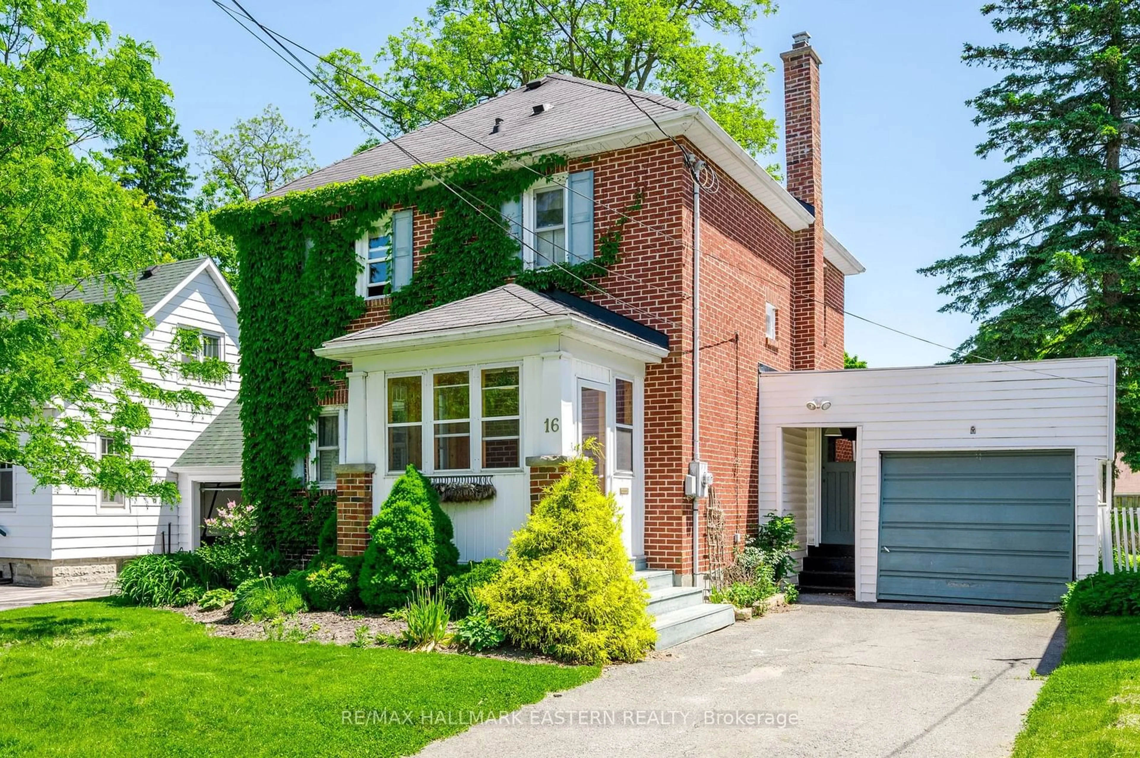 Home with brick exterior material for 16 Conger St, Peterborough Ontario K9H 4Y6