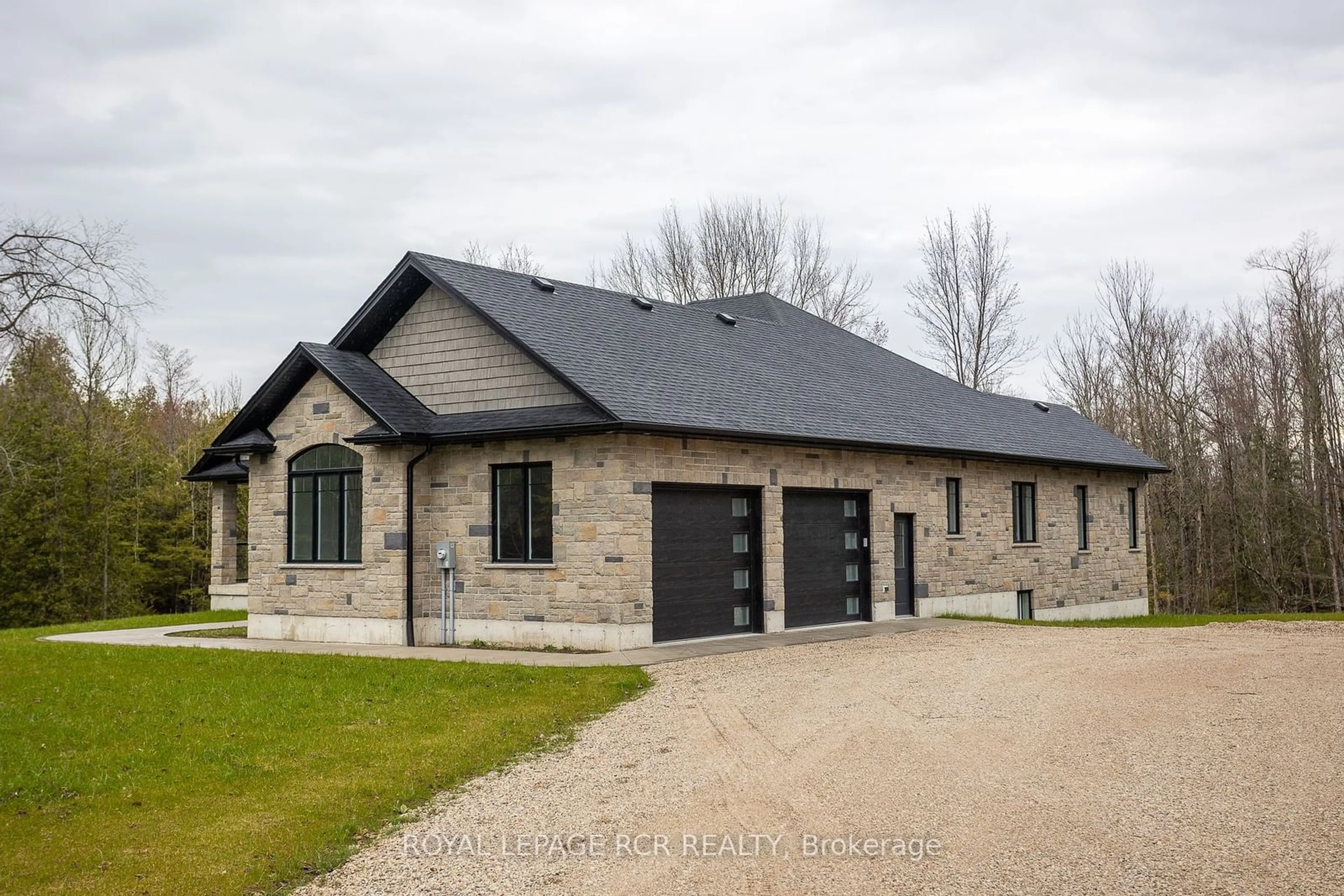 Home with brick exterior material for 135 Louise Creek Cres, West Grey Ontario N0G 1S0
