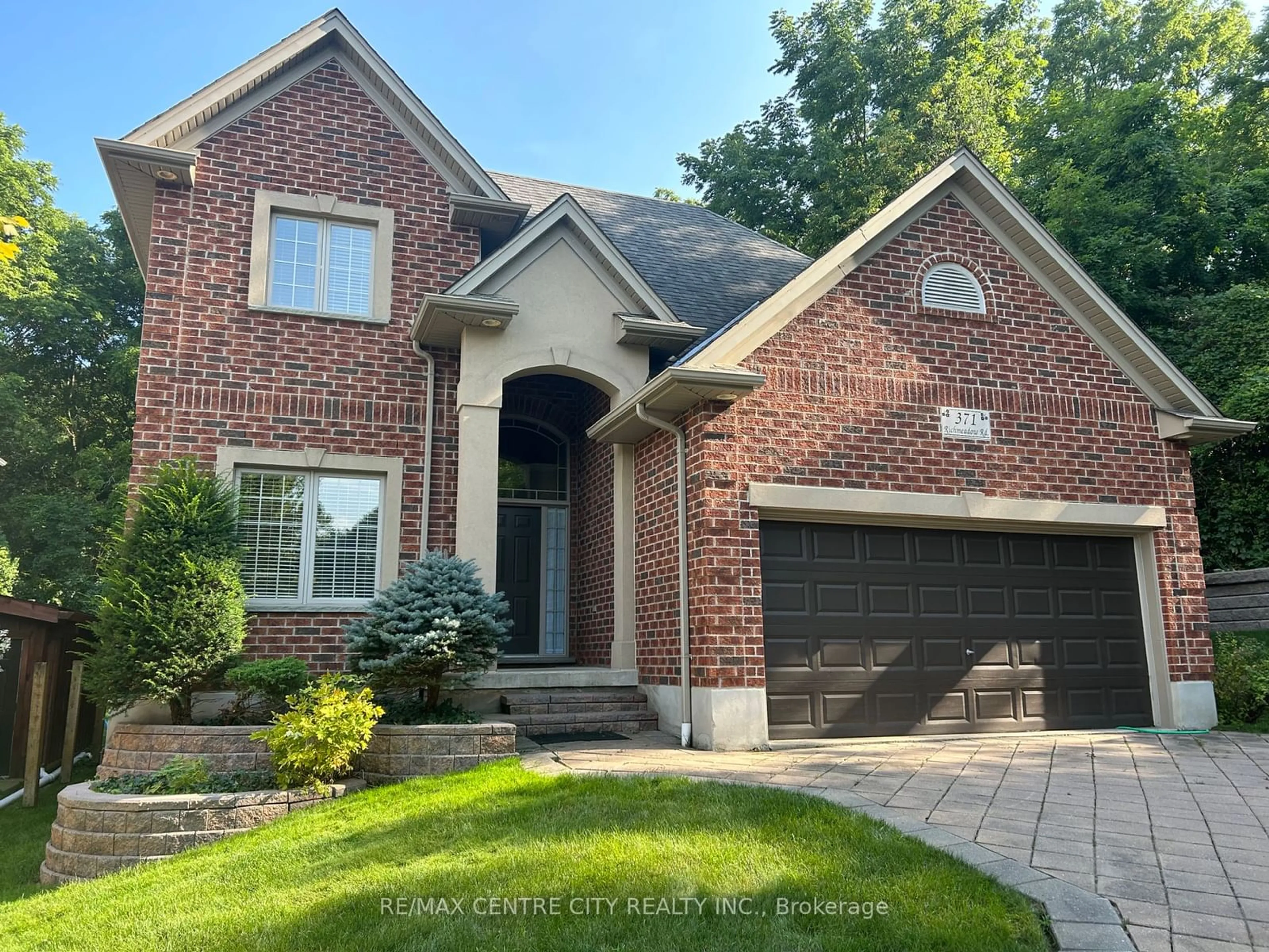 Home with brick exterior material for 371 Richmeadow Rd, London Ontario N6H 5T2