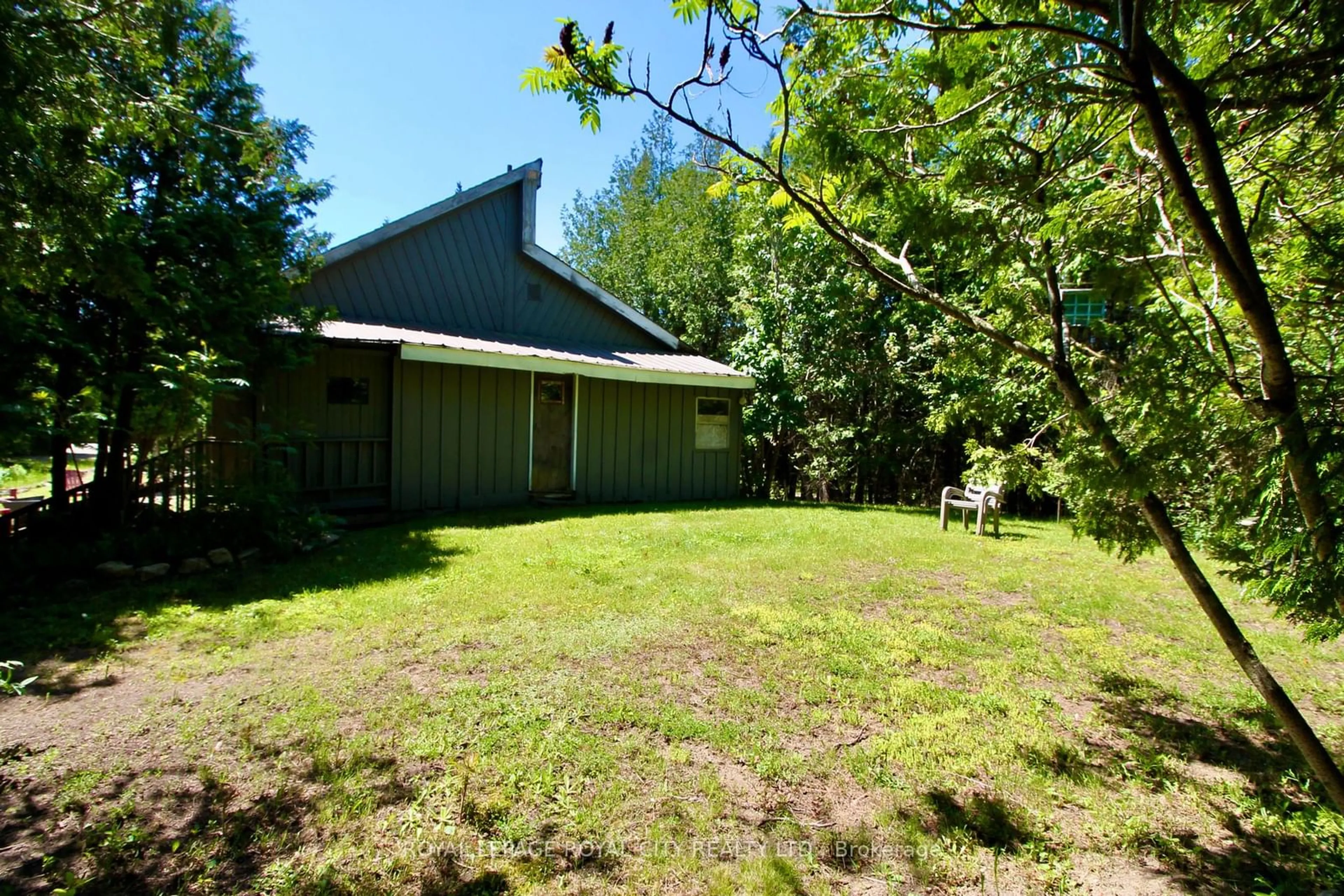 Cottage for 82 Mcivor Dr, Northern Bruce Peninsula Ontario N0H 1Z0