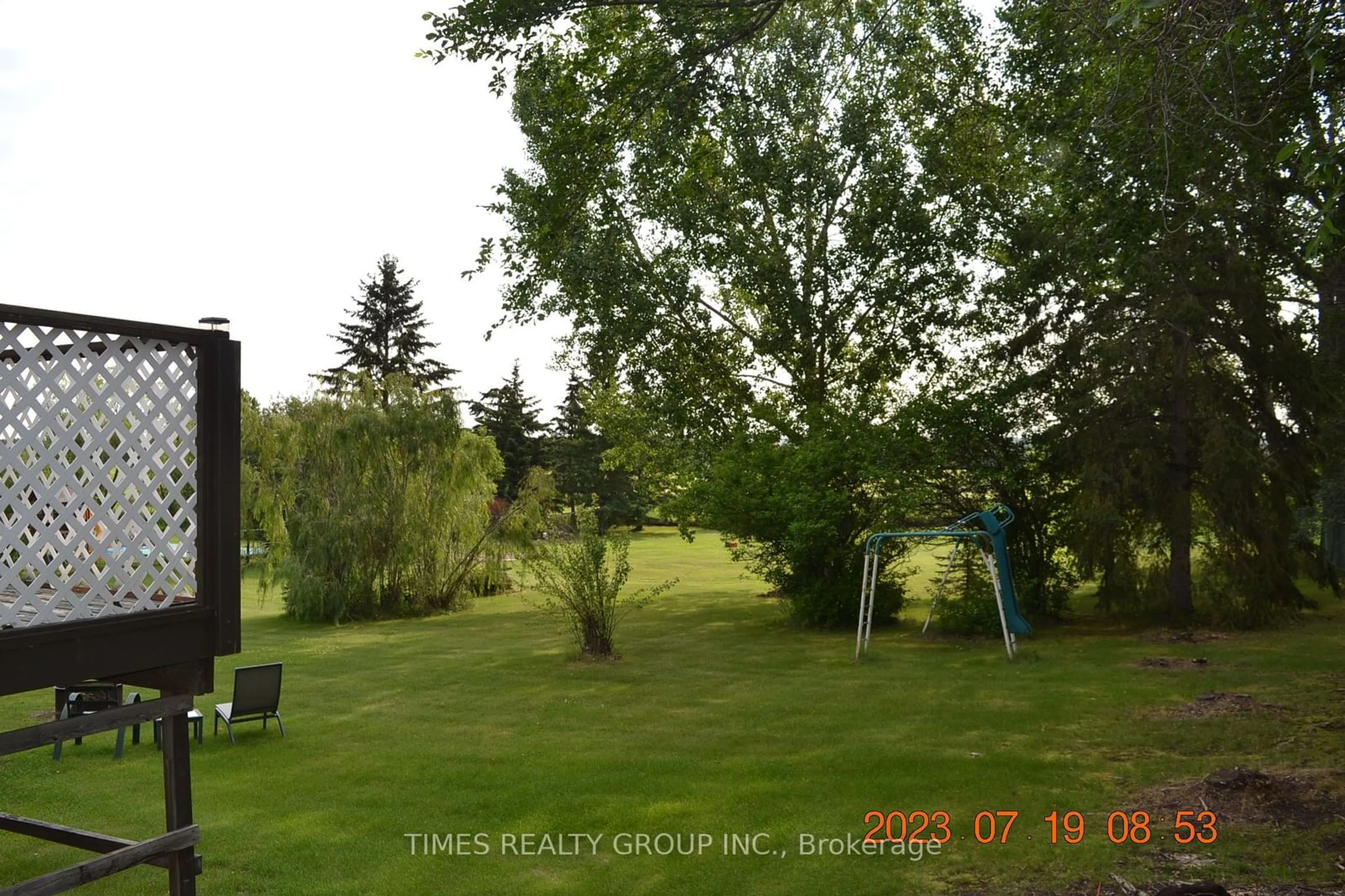 Fenced yard for 5905 West Boundary Rd, Out of Area Alberta T7N 1B9