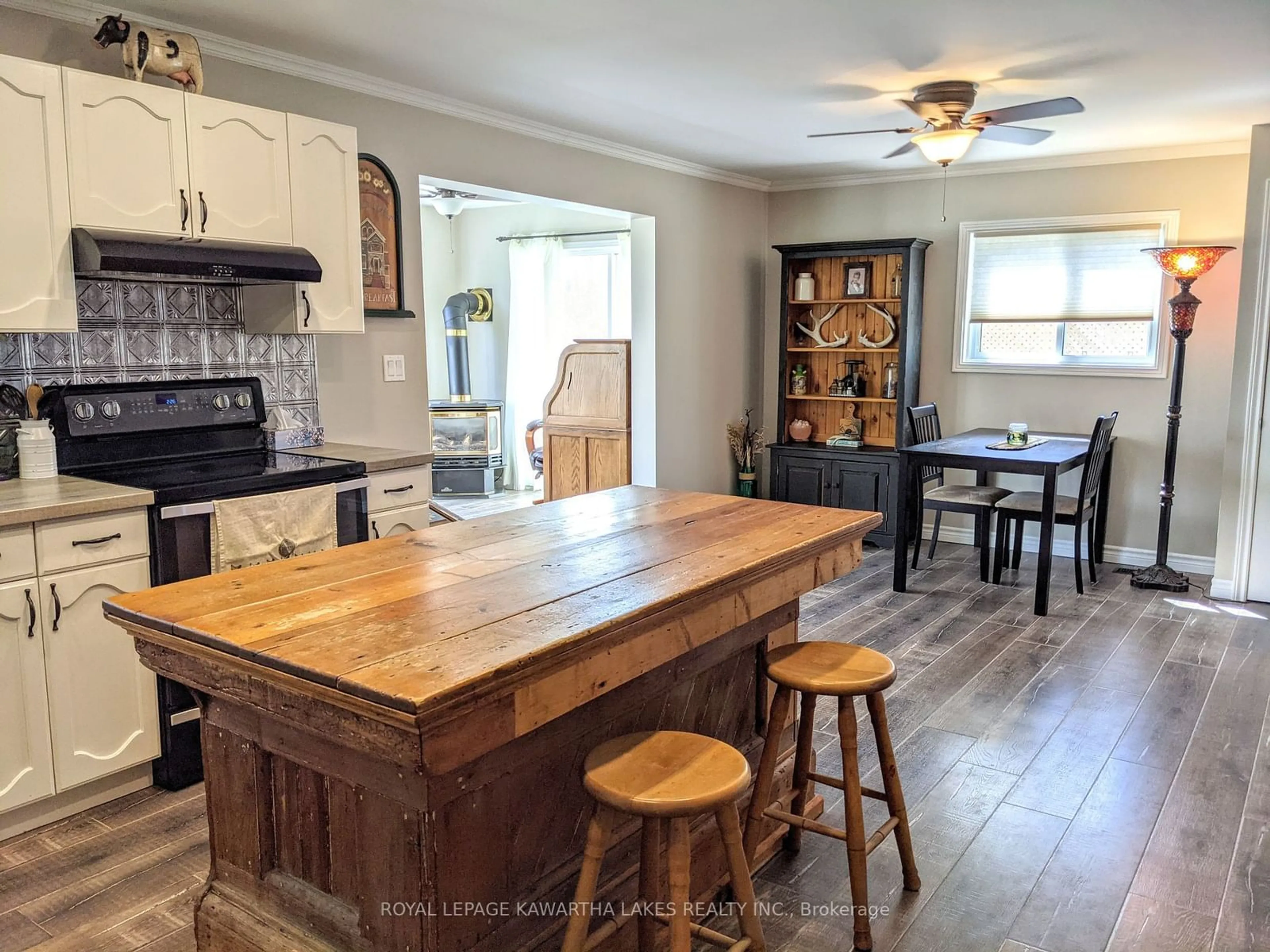 Open concept kitchen for 21 Pleasure St, Kawartha Lakes Ontario K0M 1G0