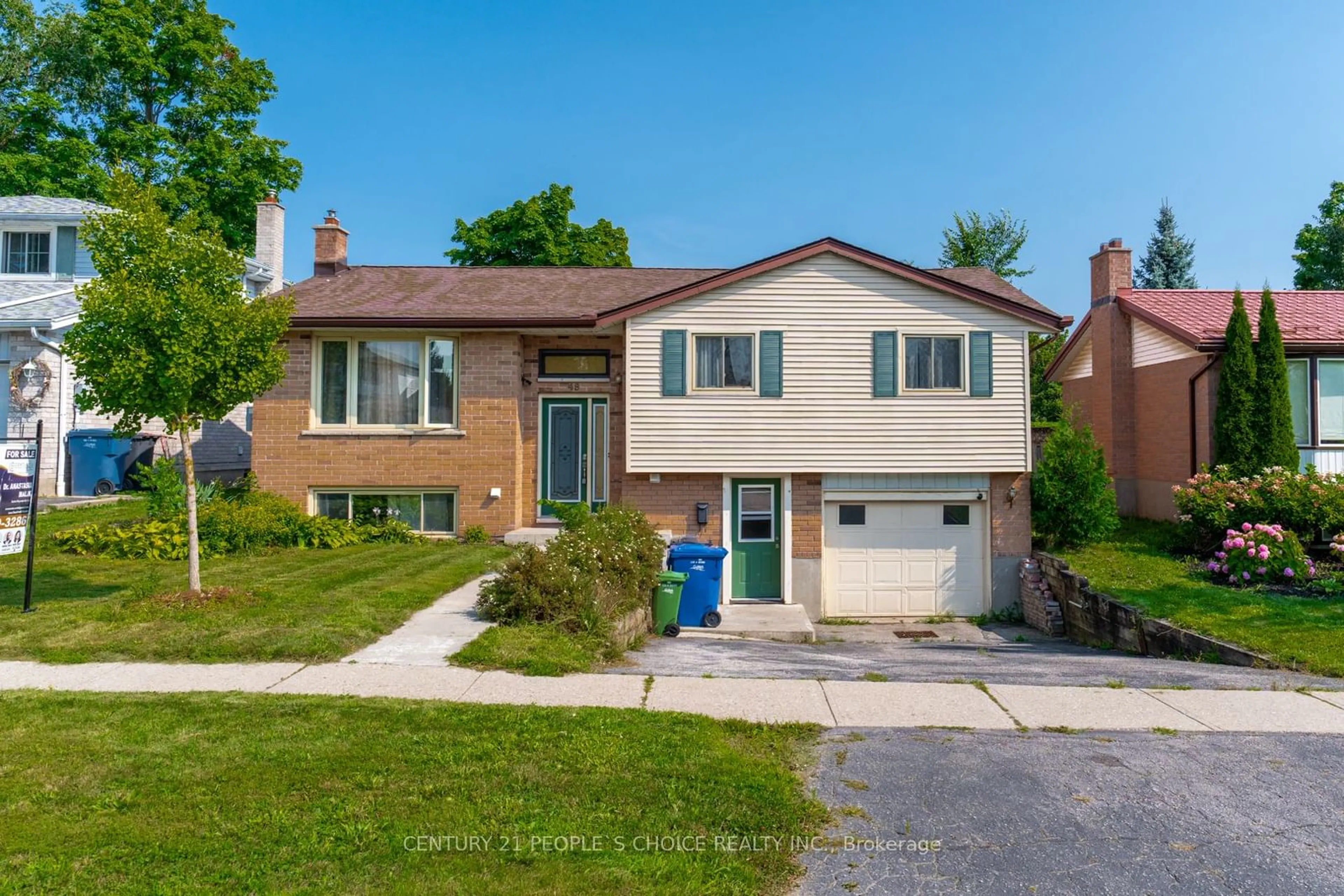 Frontside or backside of a home for 48 Rochelle Dr, Guelph Ontario N1K 1L2