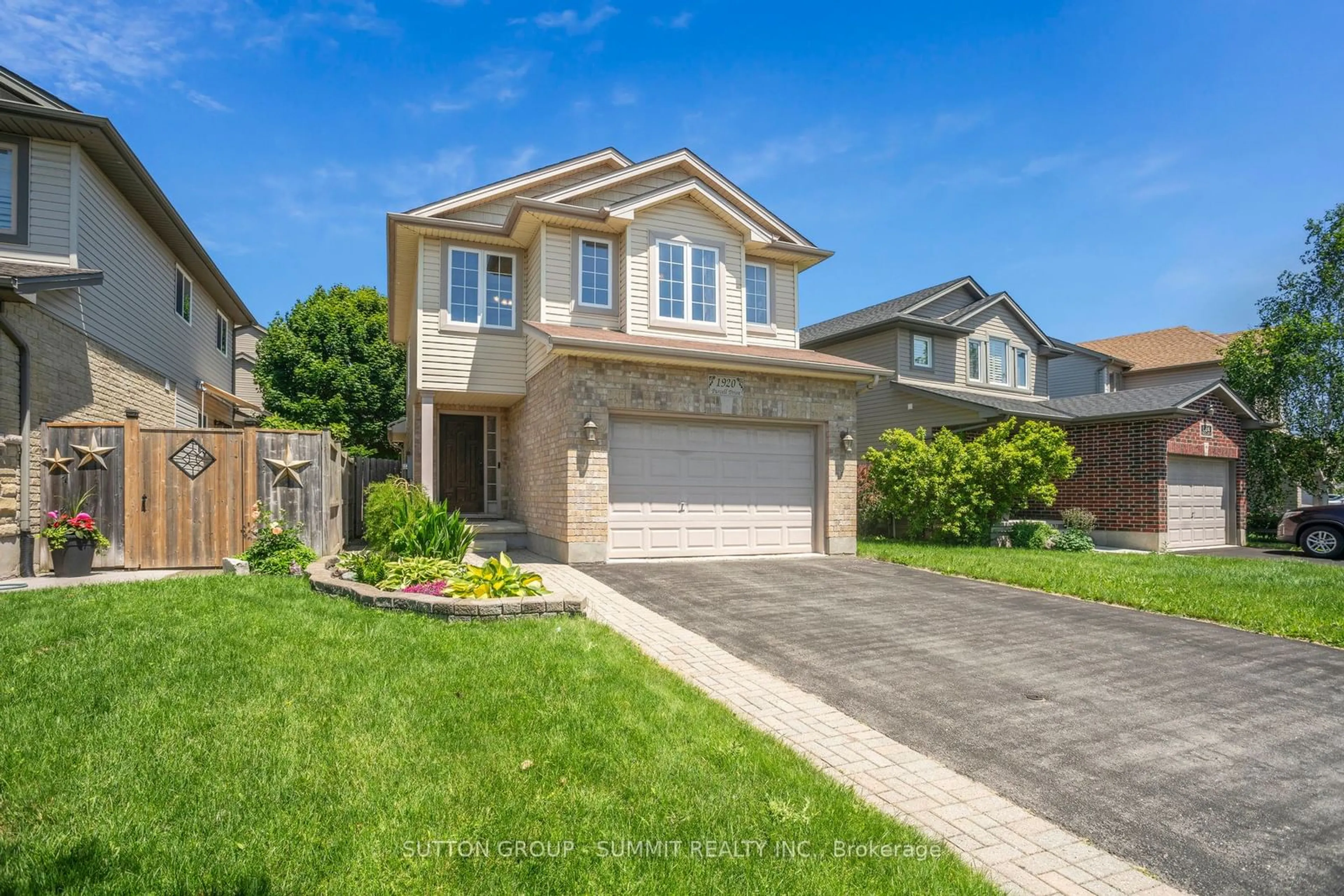 Frontside or backside of a home for 1920 Purcell Dr, London Ontario N5W 6E4