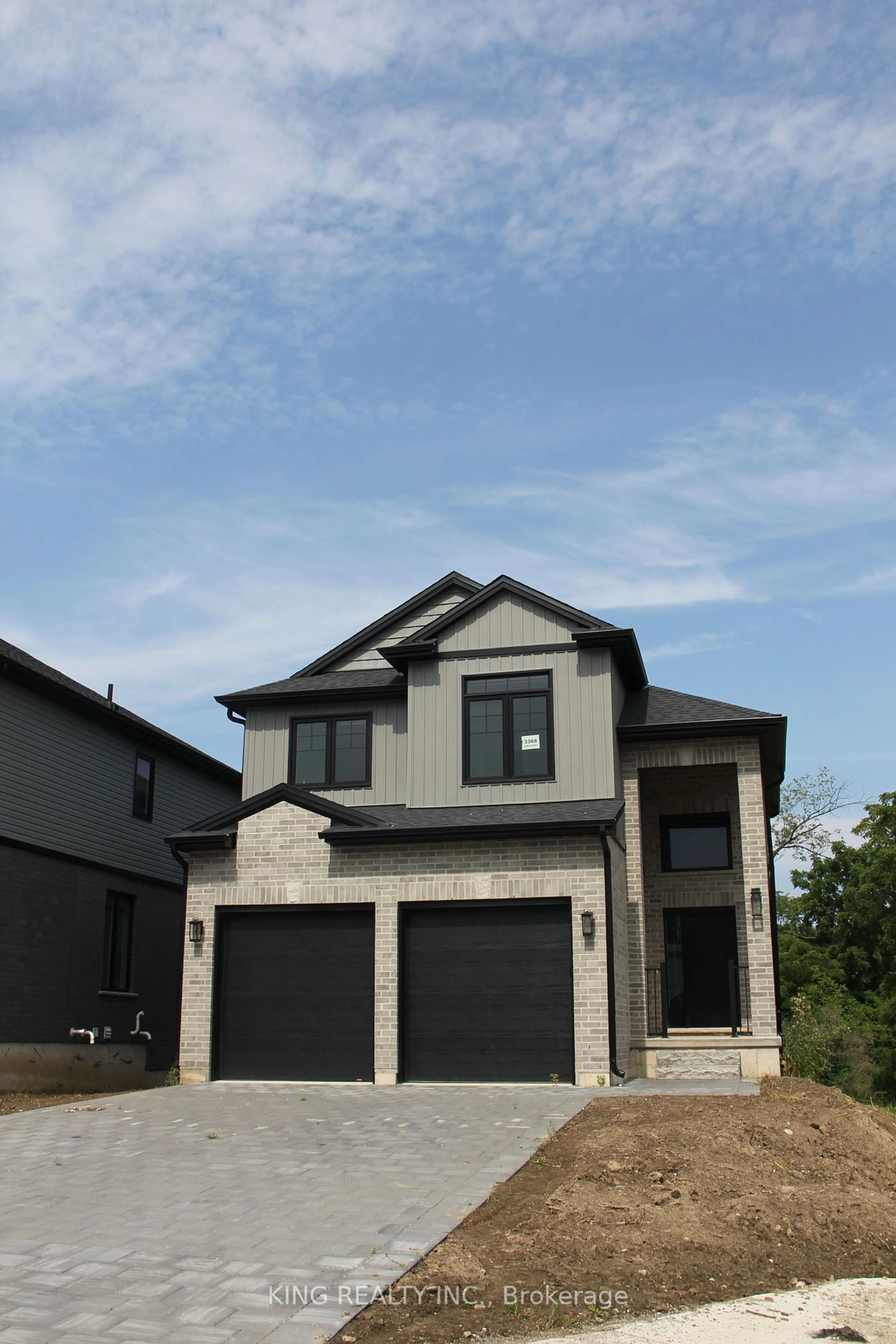 Frontside or backside of a home for 3388 Oriole Dr, London Ontario N6M 0K1