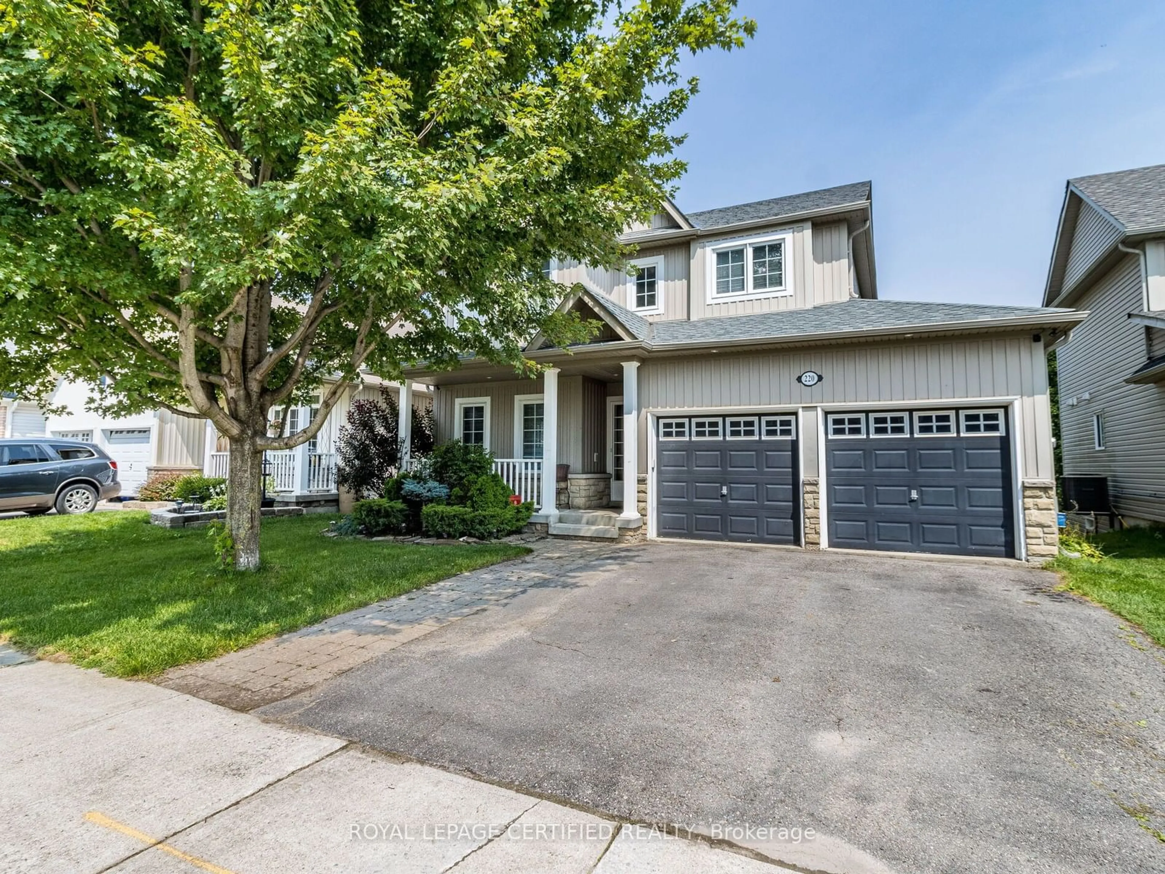 Frontside or backside of a home, the street view for 220 Berry St, Shelburne Ontario L9V 3E1