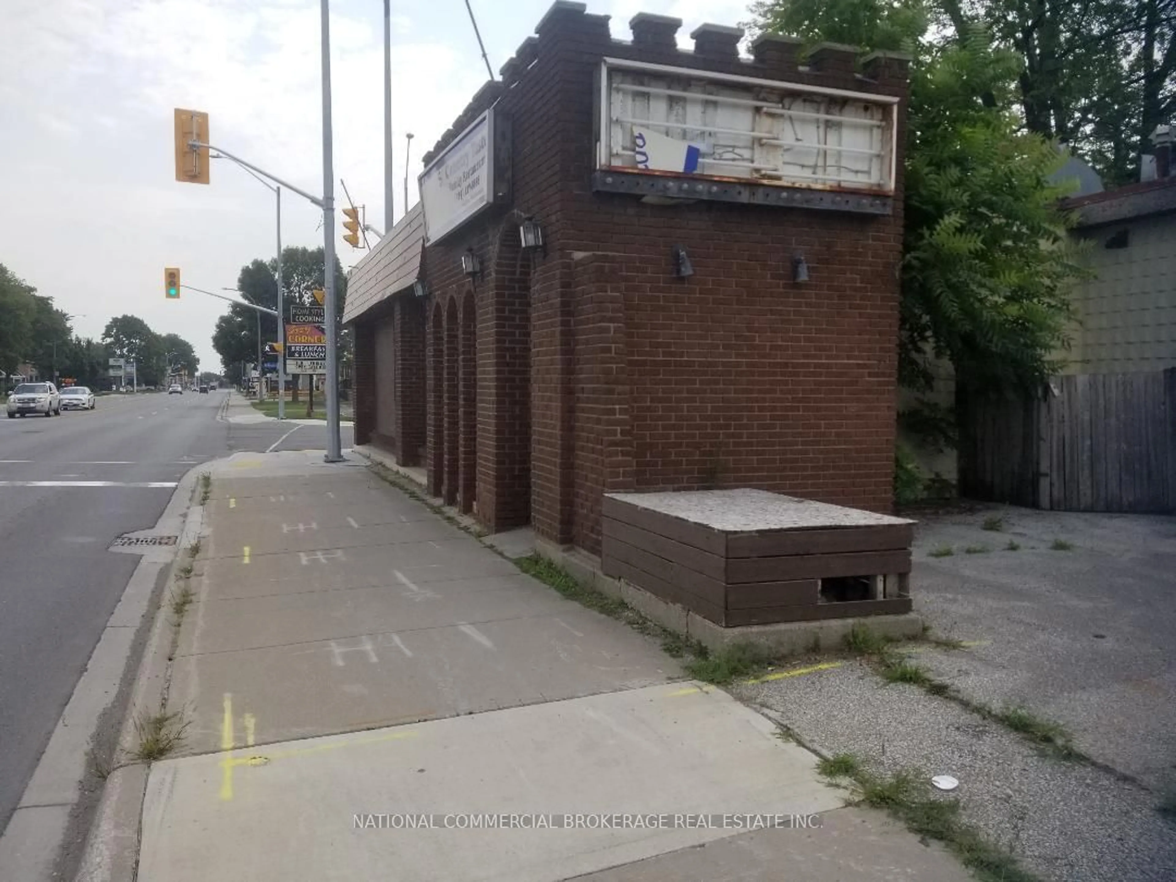 Frontside or backside of a home, the street view for 50 Forhan St, Chatham-Kent Ontario N8A 3S1