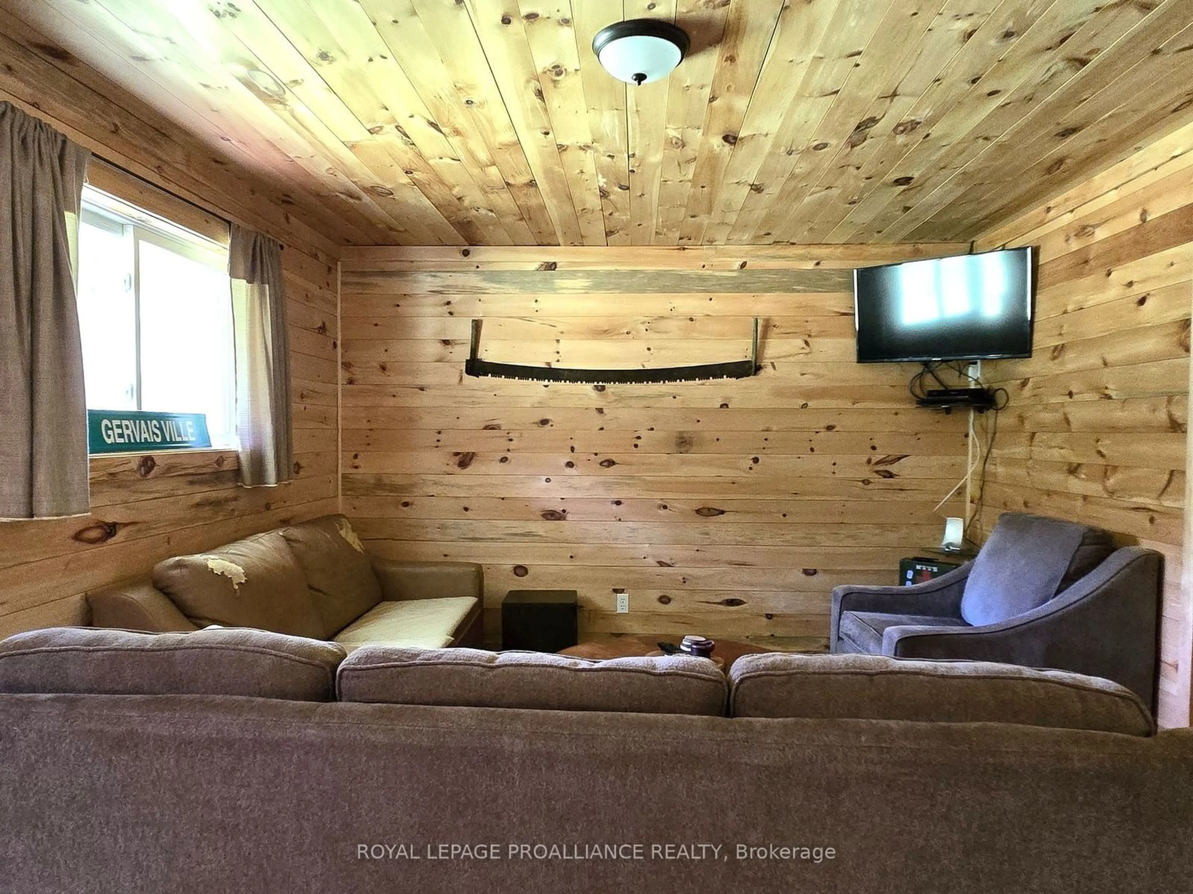 Living room, wood floors for 1769 Bordenwood Rd, Central Frontenac Ontario K0H 1B0