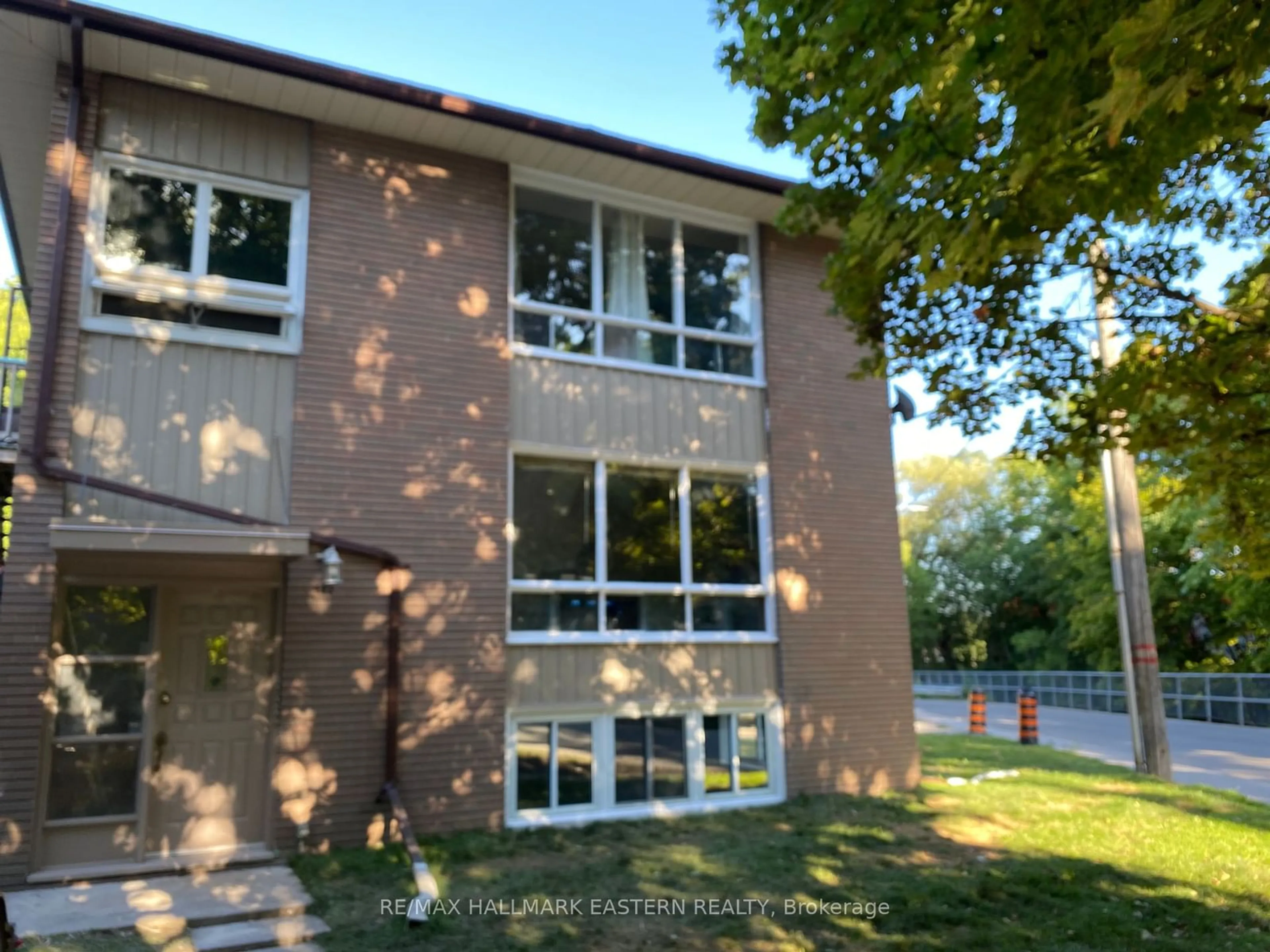 A pic from exterior of the house or condo for 490 Stewart St, Peterborough Ontario K9H 4B6