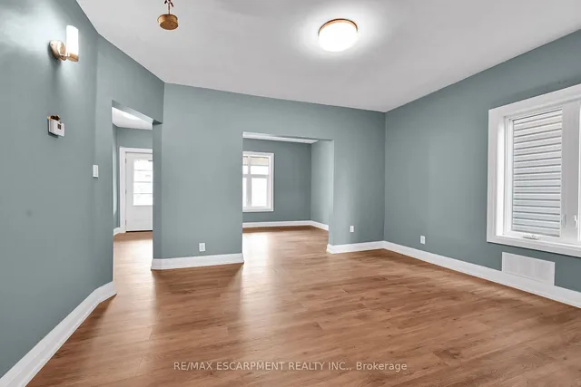 Additional property image - 33 Shaw St