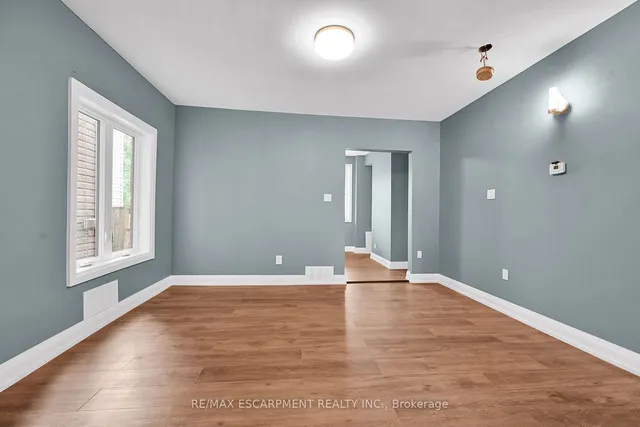 Additional property image - 33 Shaw St