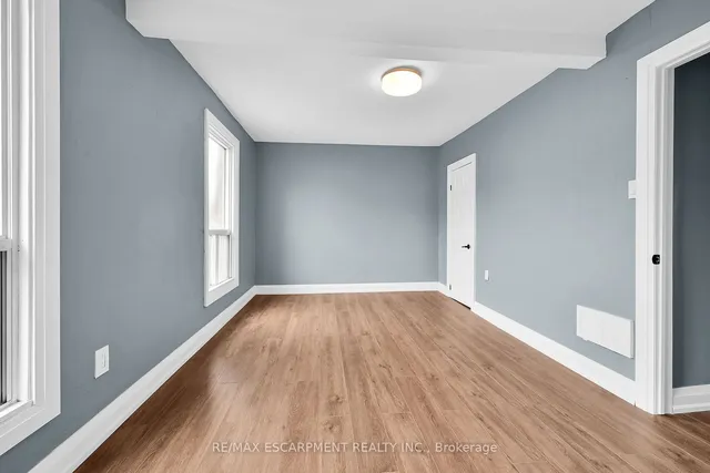 Additional property image - 33 Shaw St