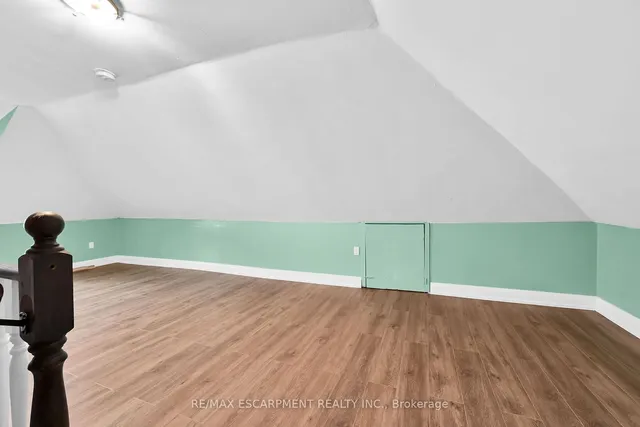 Additional property image - 33 Shaw St
