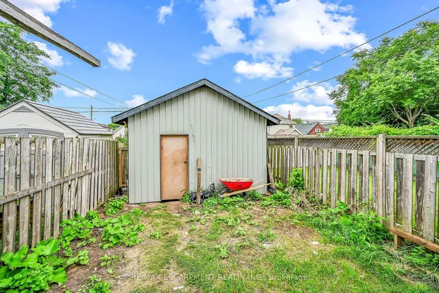 Additional property image - 33 Shaw St