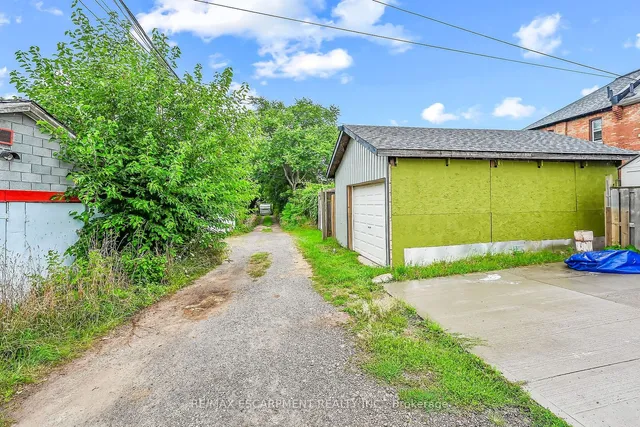 Additional property image - 33 Shaw St