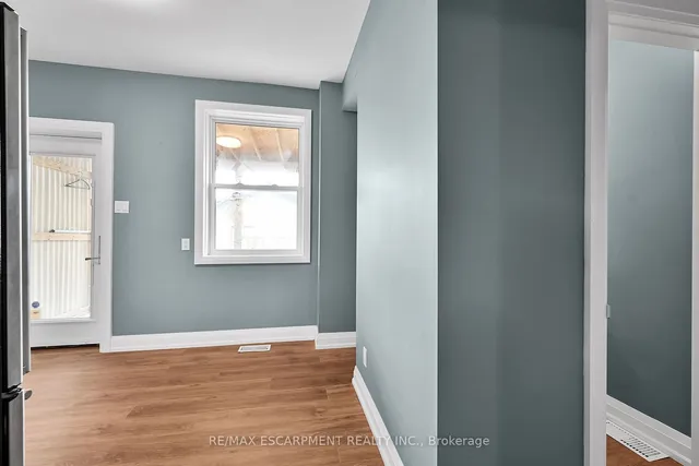 Additional property image - 33 Shaw St
