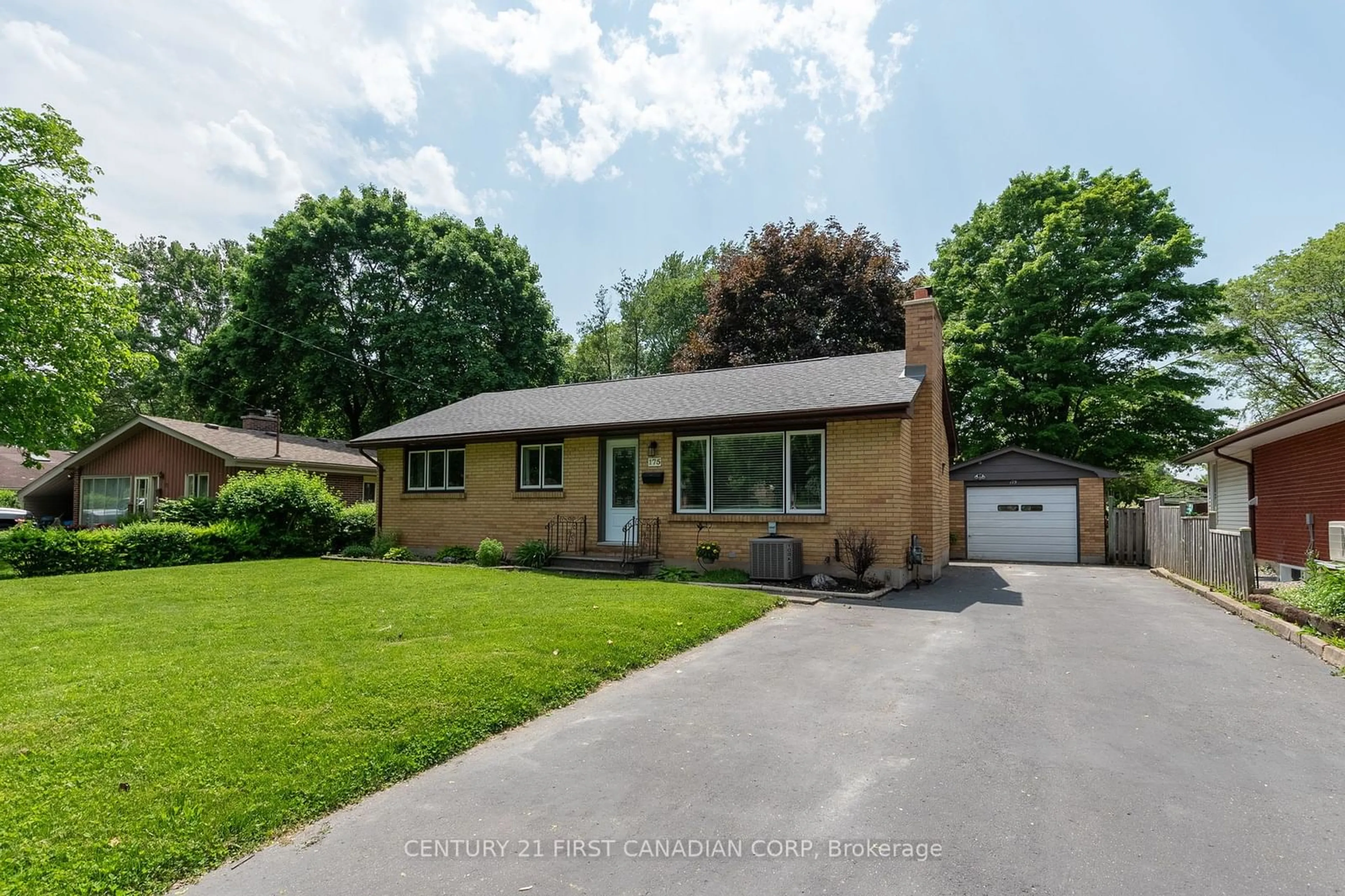 Frontside or backside of a home for 175 Burnside Dr, London Ontario N5V 1B4