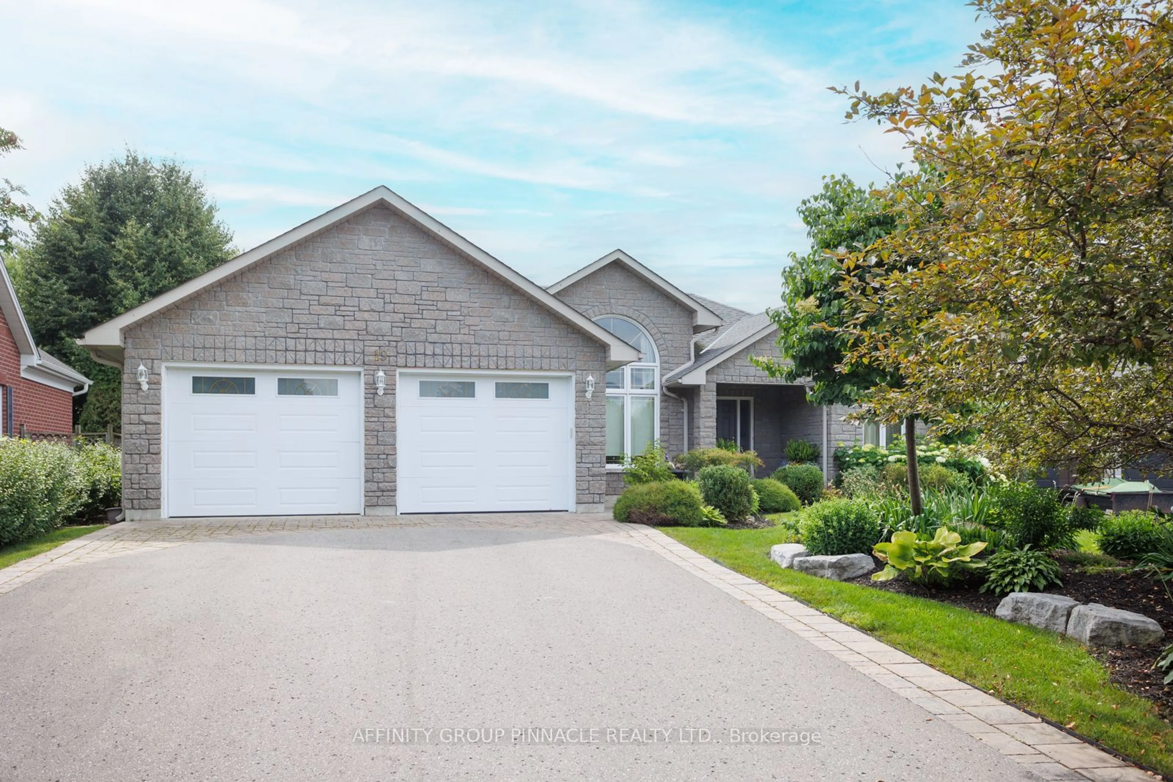 Frontside or backside of a home for 19 William Booth Cres, Kawartha Lakes Ontario K9V 6E1