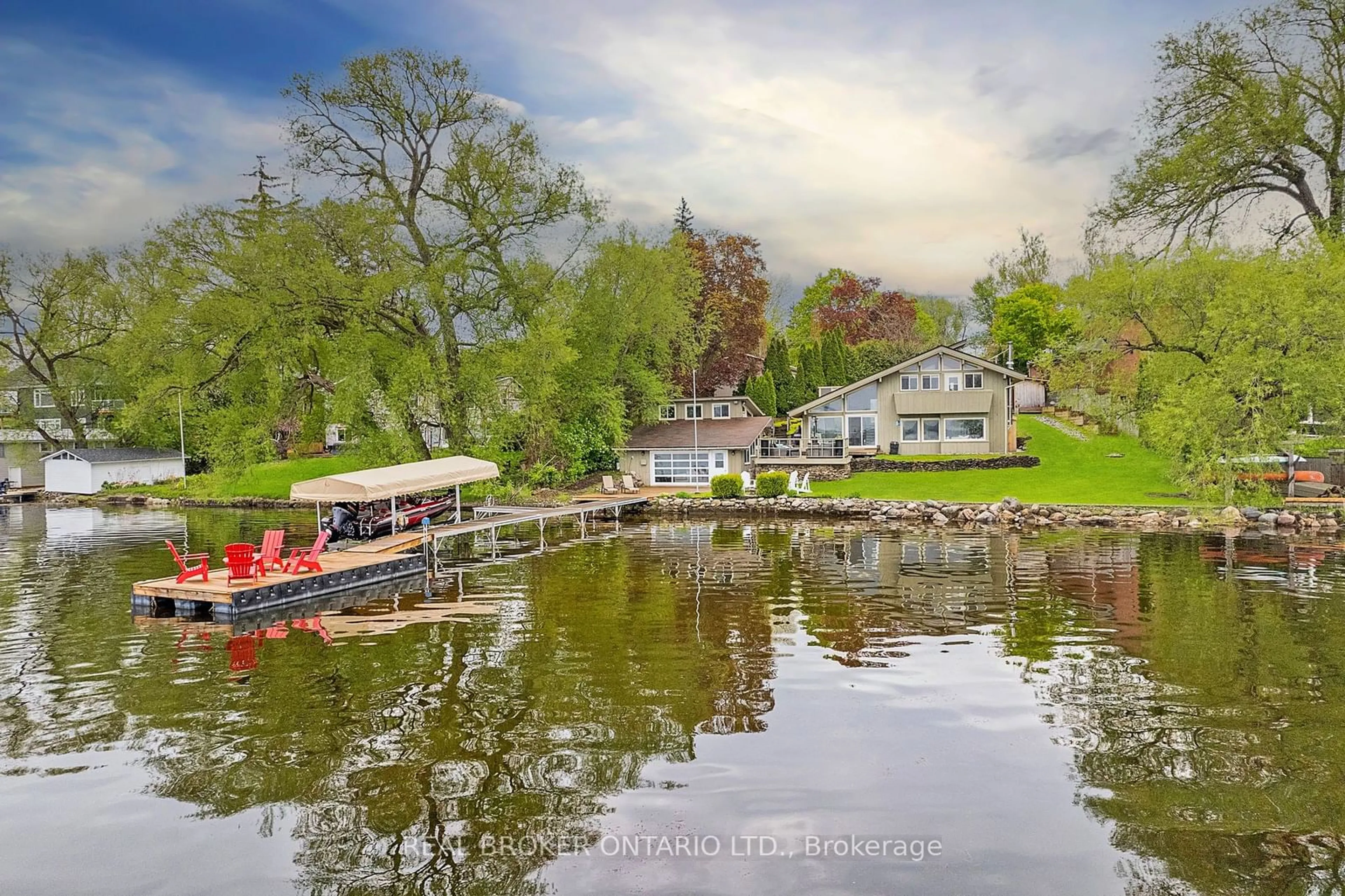 Cottage for 193 Snug Harbour Rd, Kawartha Lakes Ontario K9V 4R6