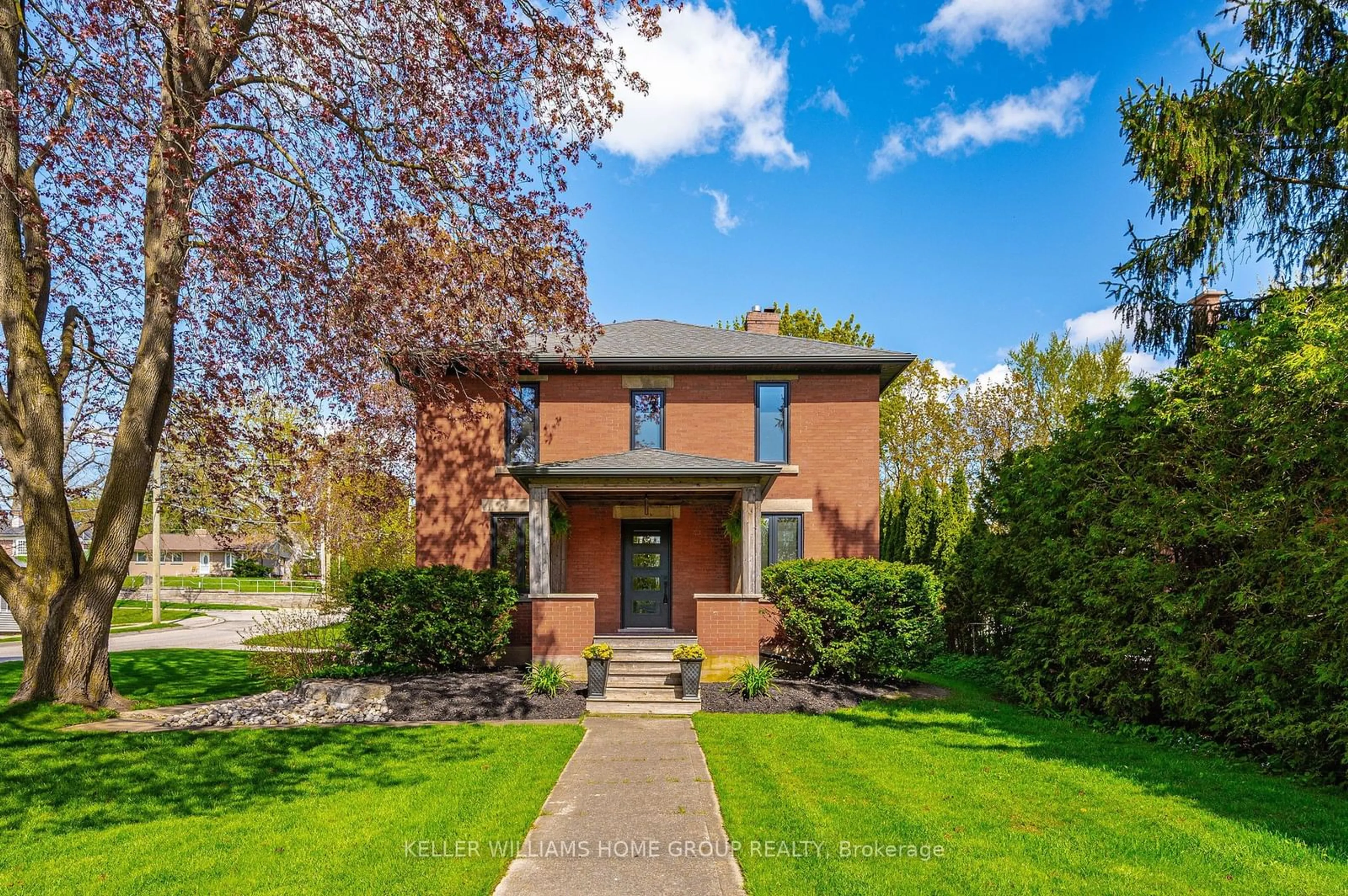 Home with brick exterior material for 303 St Andrew St, Centre Wellington Ontario N1M 1R3